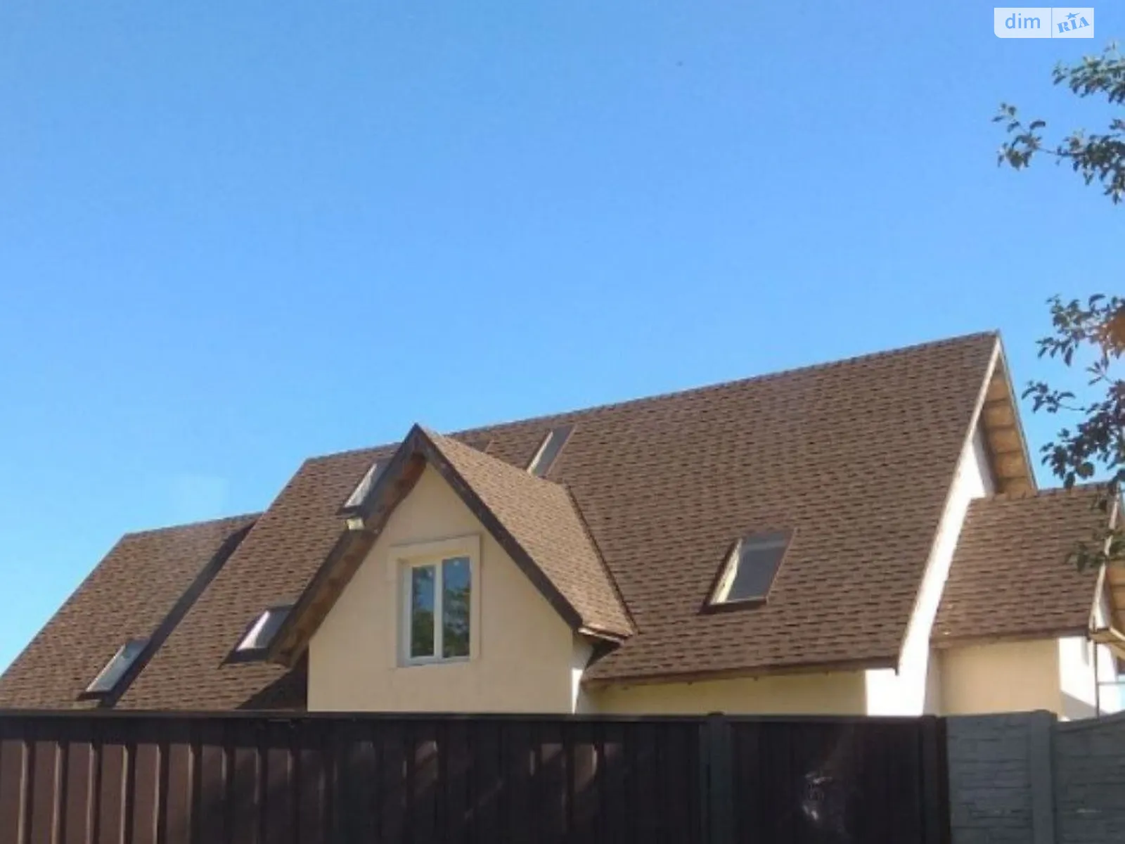 Продається будинок 2 поверховий 229 кв. м з каміном, цена: 70000 $ - фото 1