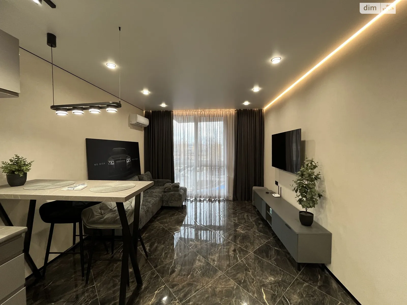 Продается 1-комнатная квартира 56 кв. м в Виннице, пер. Кирпичный - фото 1