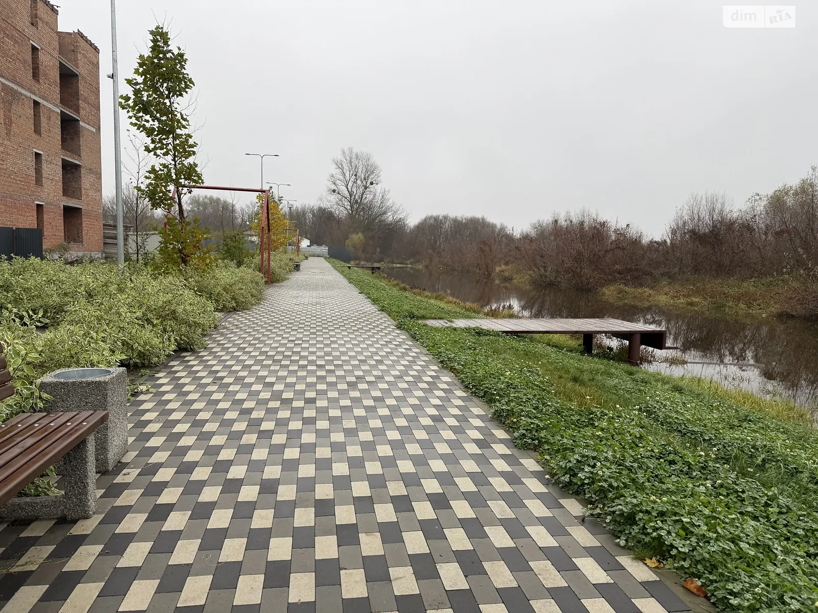 Продается 1-комнатная квартира 20 кв. м в Гостомеле, ул. Мирная, 3Б - фото 1