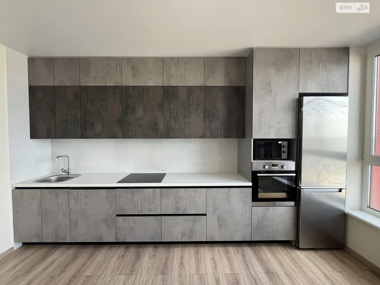 Продается 2-комнатная квартира 69 кв. м в Киеве, ул. Набережно-Рыбальская дорога, 27 - фото 1