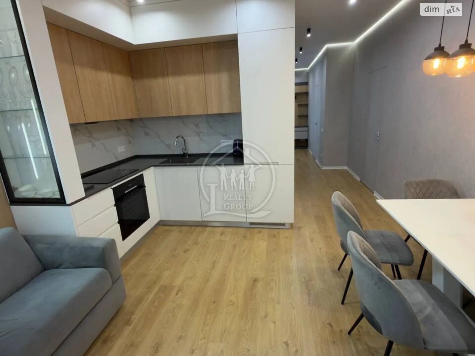 Сдается в аренду 2-комнатная квартира 66 кв. м в Одессе, ул. Генуэзская, 3Г - фото 1