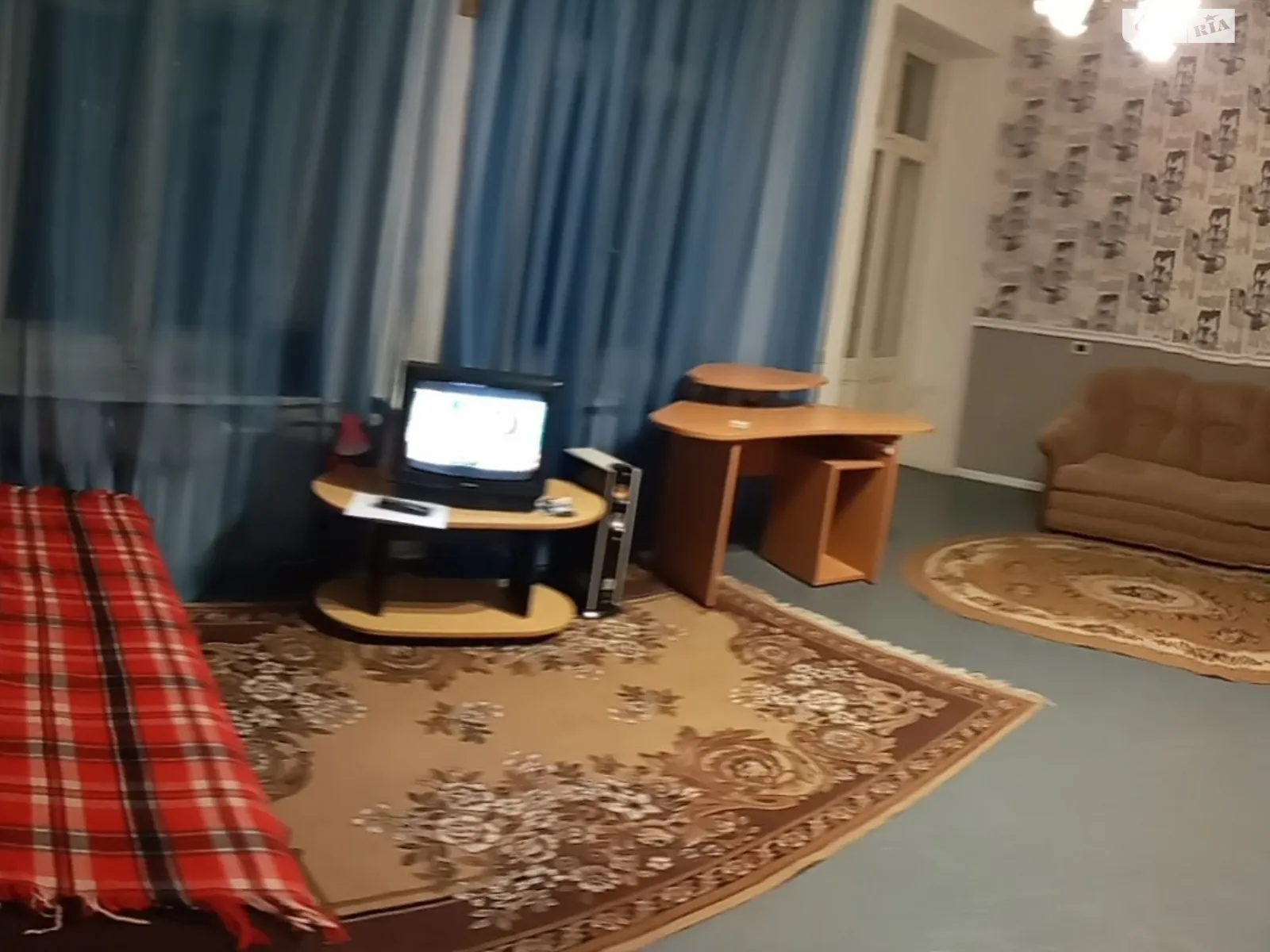 Здається в оренду кімната 27 кв. м у Одесі, цена: 4200 грн - фото 1