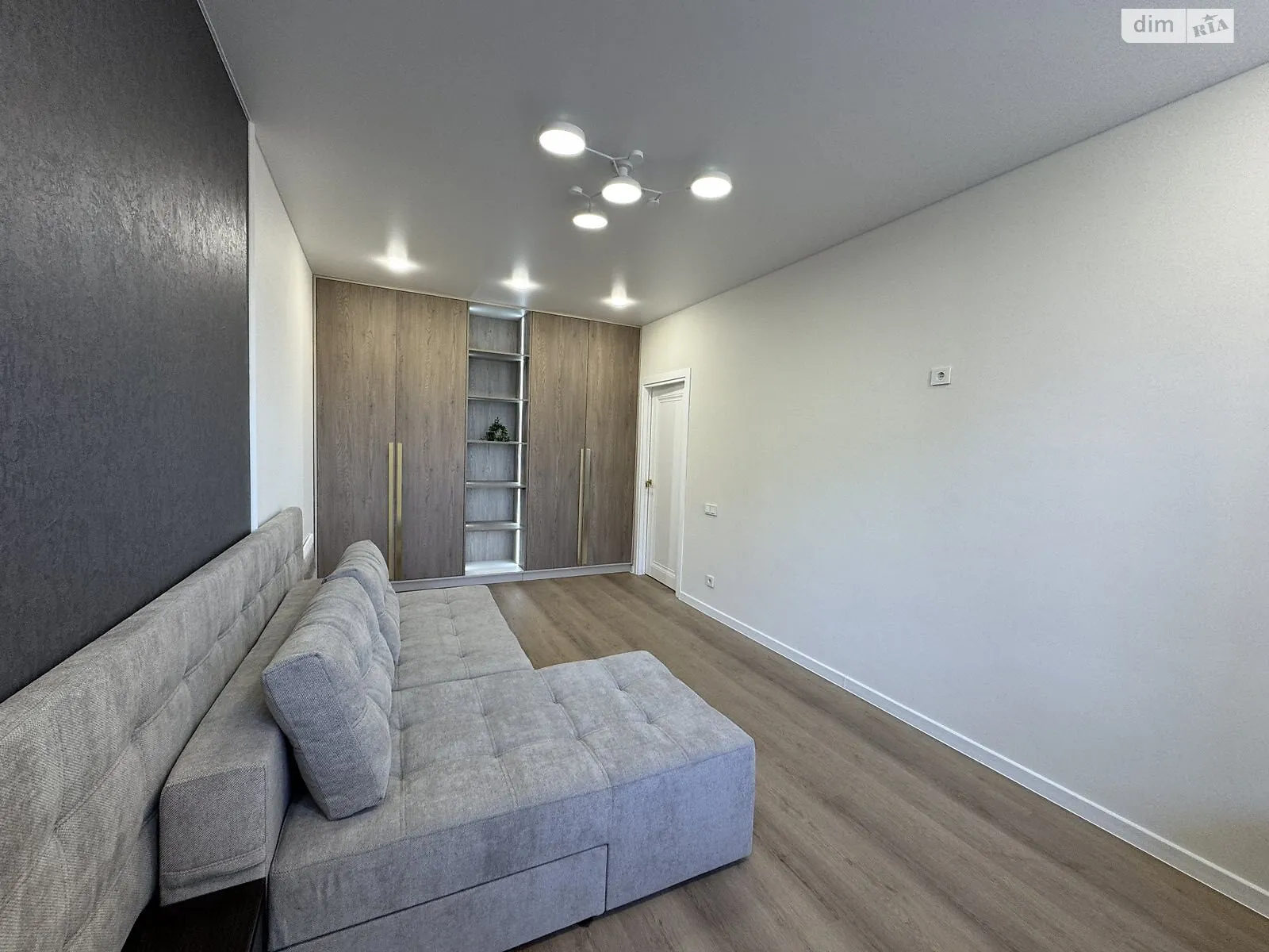 Продается 2-комнатная квартира 65.4 кв. м в Хмельницком, цена: 90000 $ - фото 1