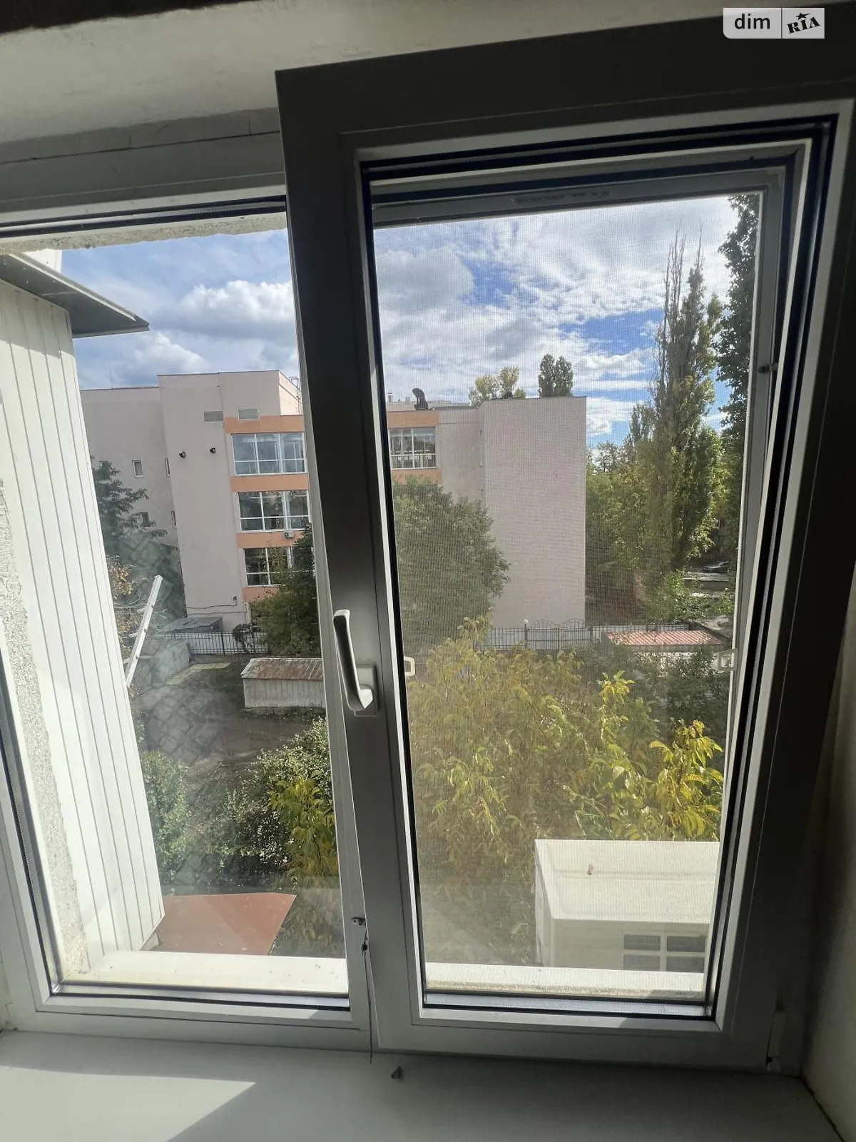 Продається 3-кімнатна квартира 68.2 кв. м у Одесі, вул. Євгена Танцюри(Генерала Петрова), 54 - фото 1