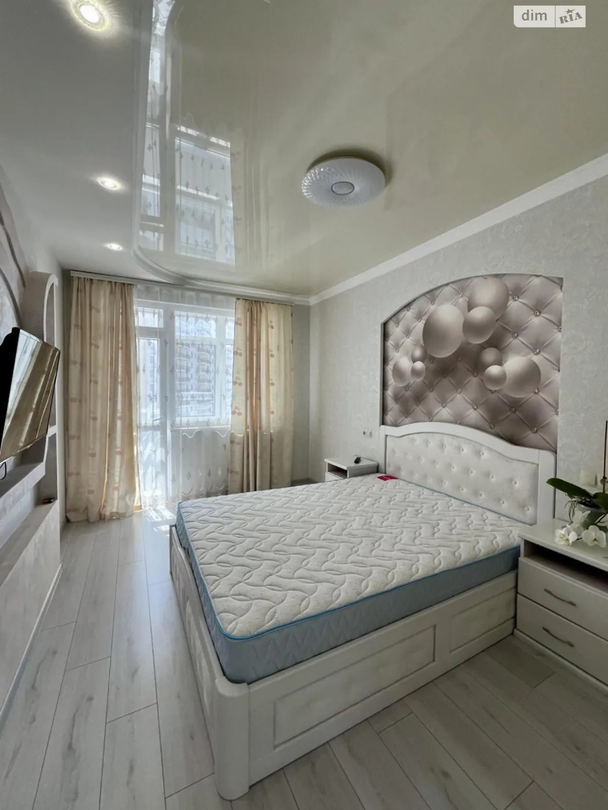 Продається 2-кімнатна квартира 41.3 кв. м у Крижанівка, вул. Академіка Сахарова - фото 1