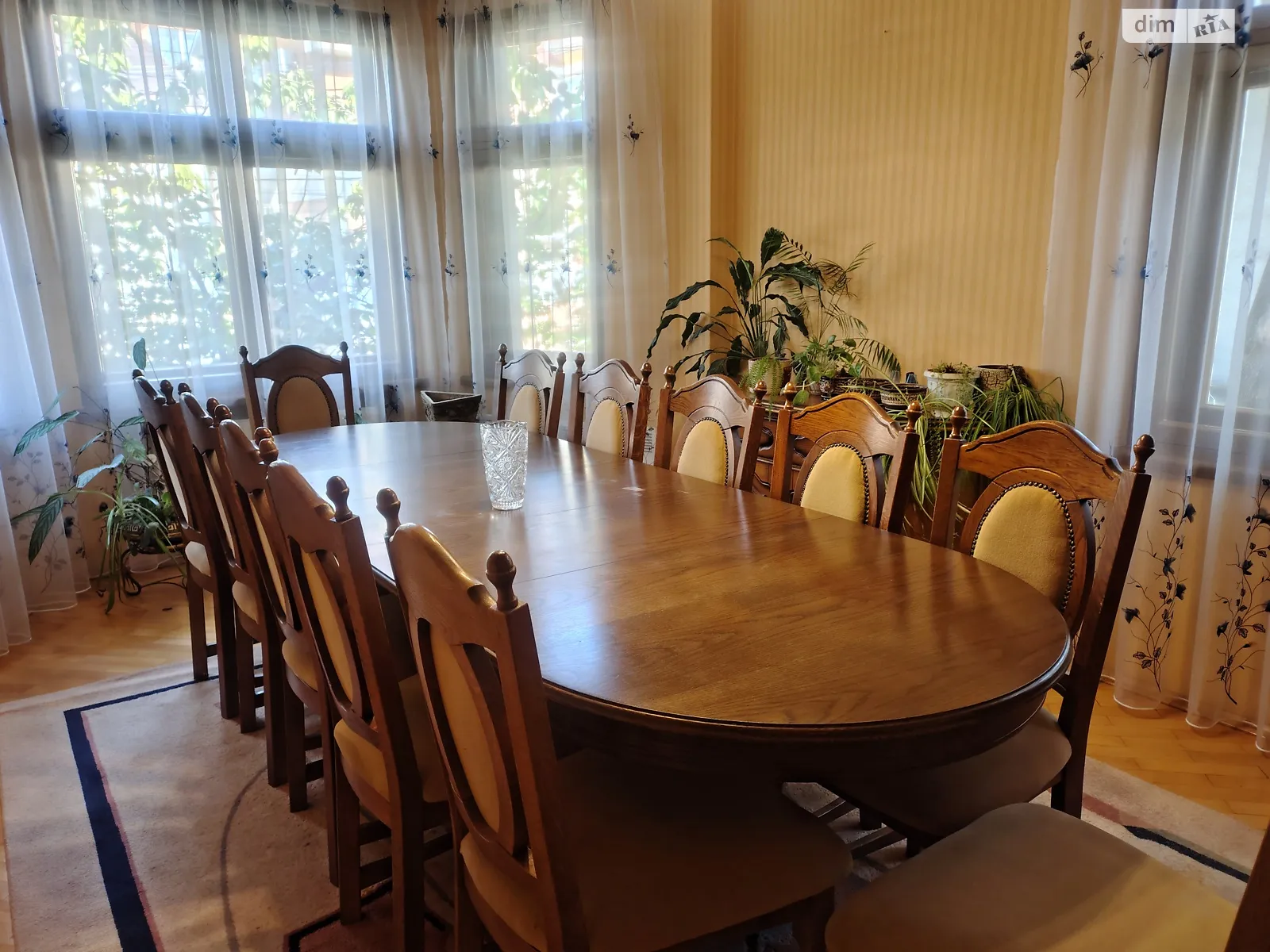 Продается 6-комнатная квартира 156 кв. м в Ужгороде, ул. Собранецкая - фото 1