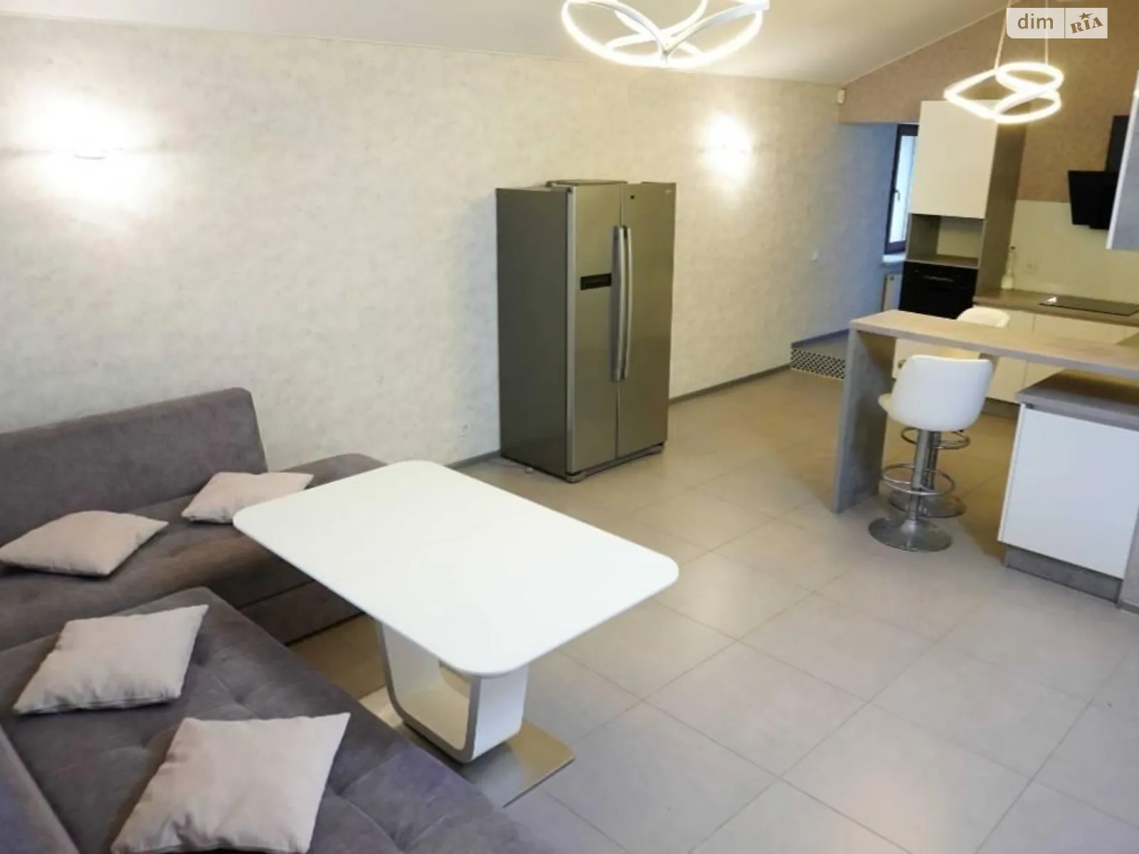 Продается дом на 2 этажа 210 кв. м с мансардой, цена: 167000 $ - фото 1