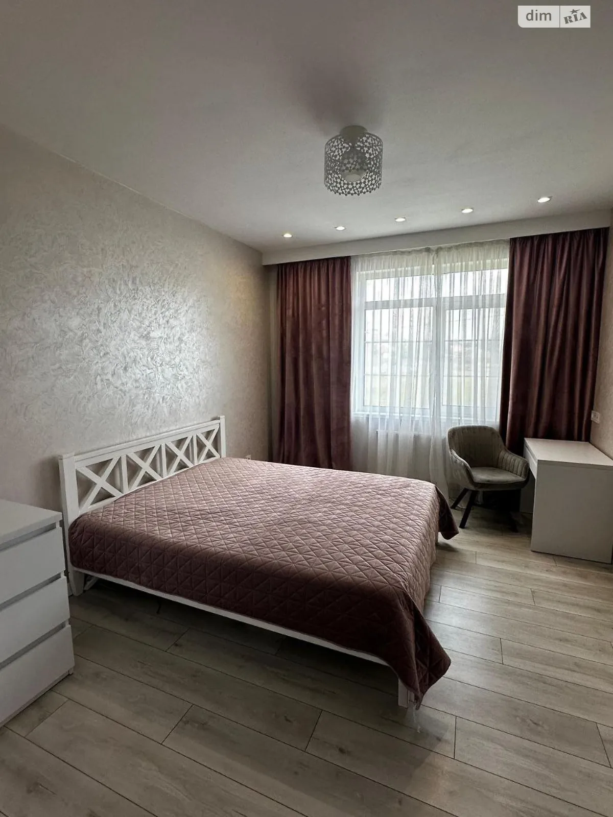 2-комнатная квартира 54.7 кв. м в Луцке, ул. Назария Яремчука(Ершова), 9А - фото 1