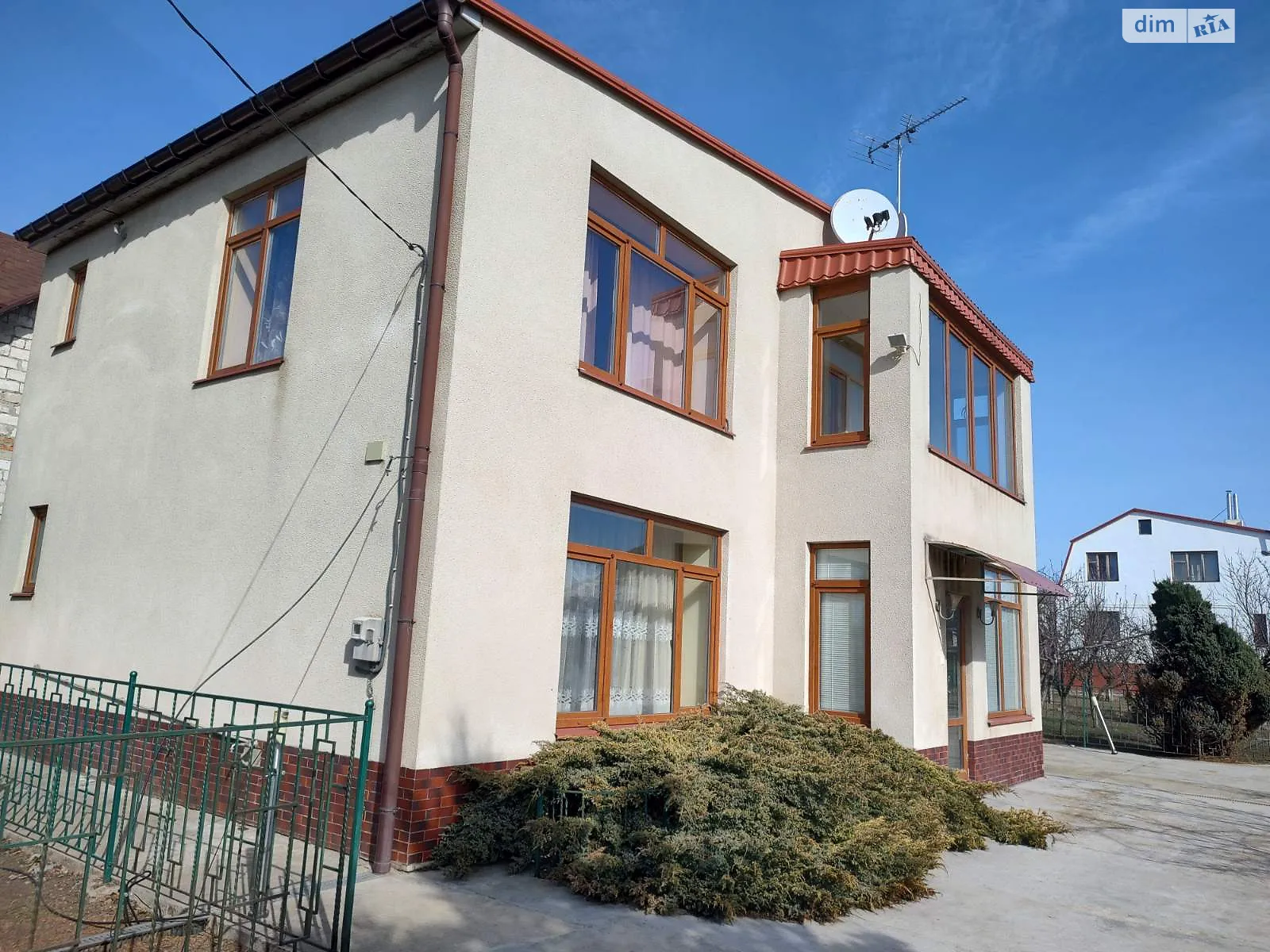 Продається будинок 2 поверховий 133.4 кв. м с басейном, цена: 95000 $ - фото 1