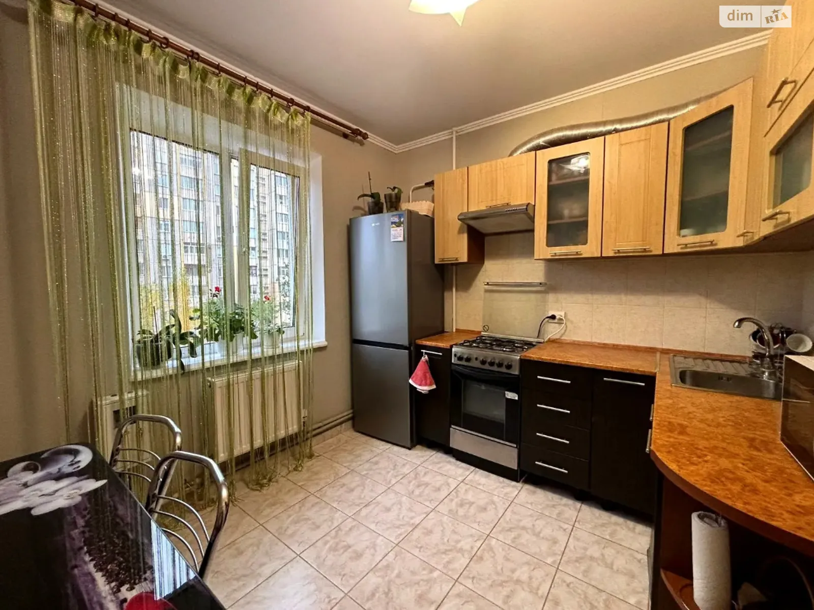 Сдается в аренду 2-комнатная квартира 60 кв. м в Хмельницком, ул. Зализняка Максима - фото 1