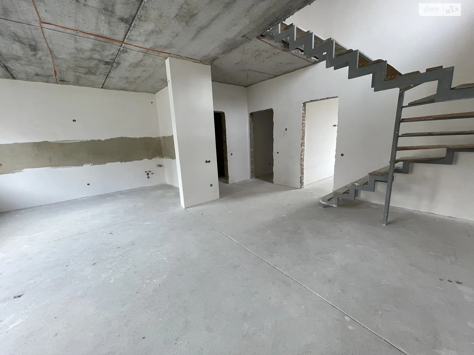 Продается дом на 2 этажа 125 кв. м с беседкой, цена: 124990 $ - фото 1