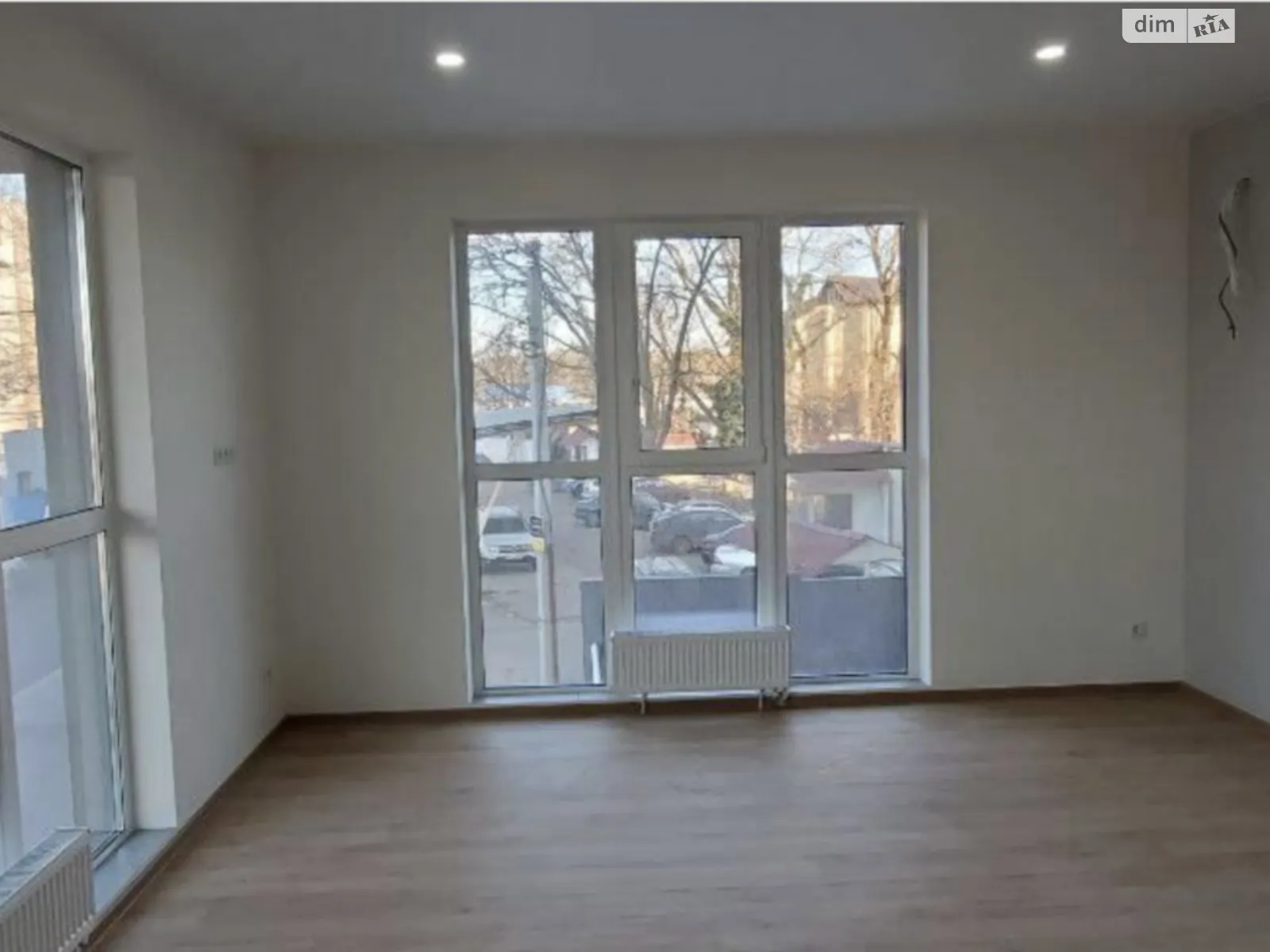 Продается 1-комнатная квартира 42 кв. м в Одессе, ул. Раскидайловская, 67 - фото 1