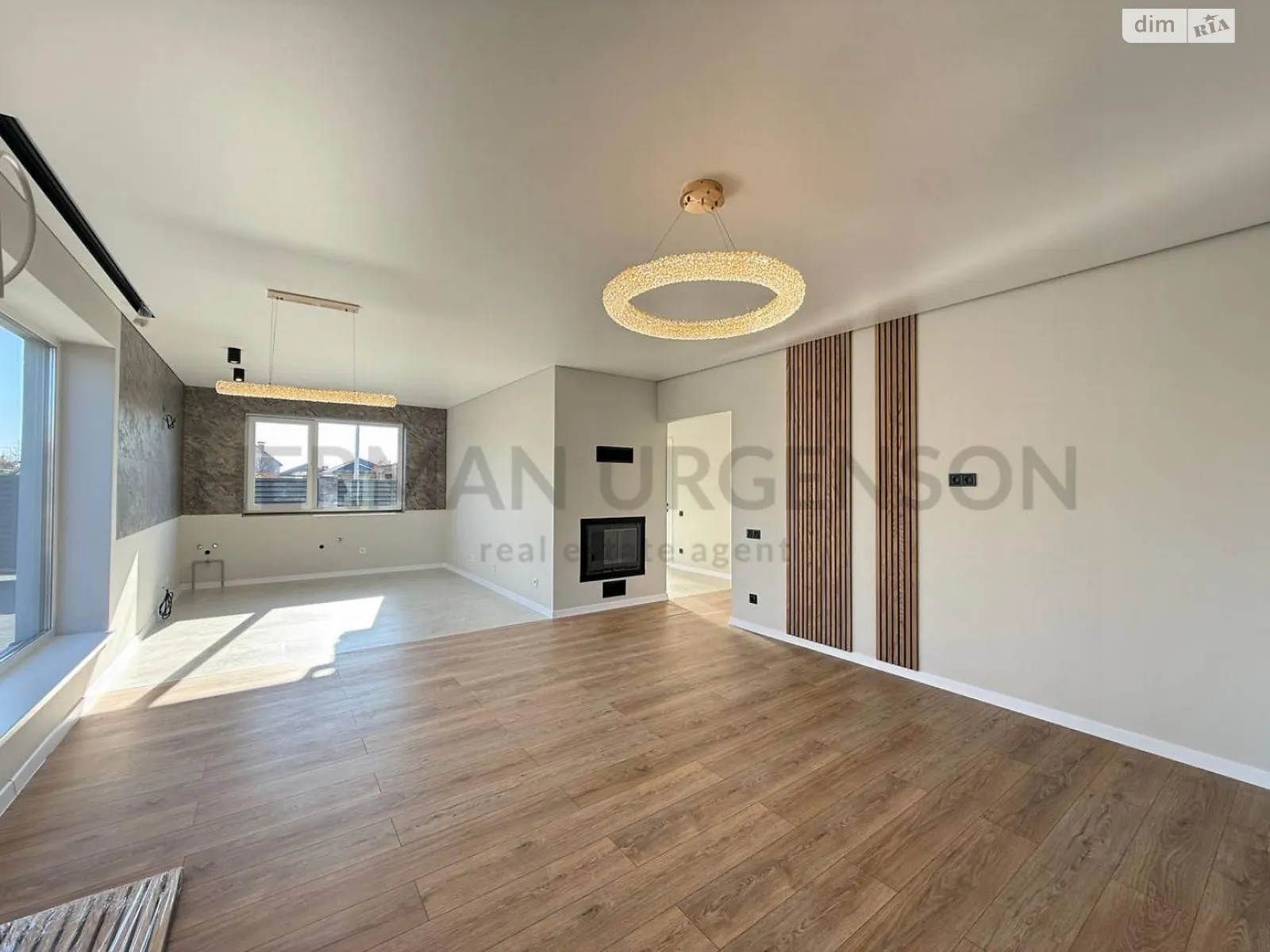 Продается одноэтажный дом 135 кв. м с камином, цена: 190000 $ - фото 1