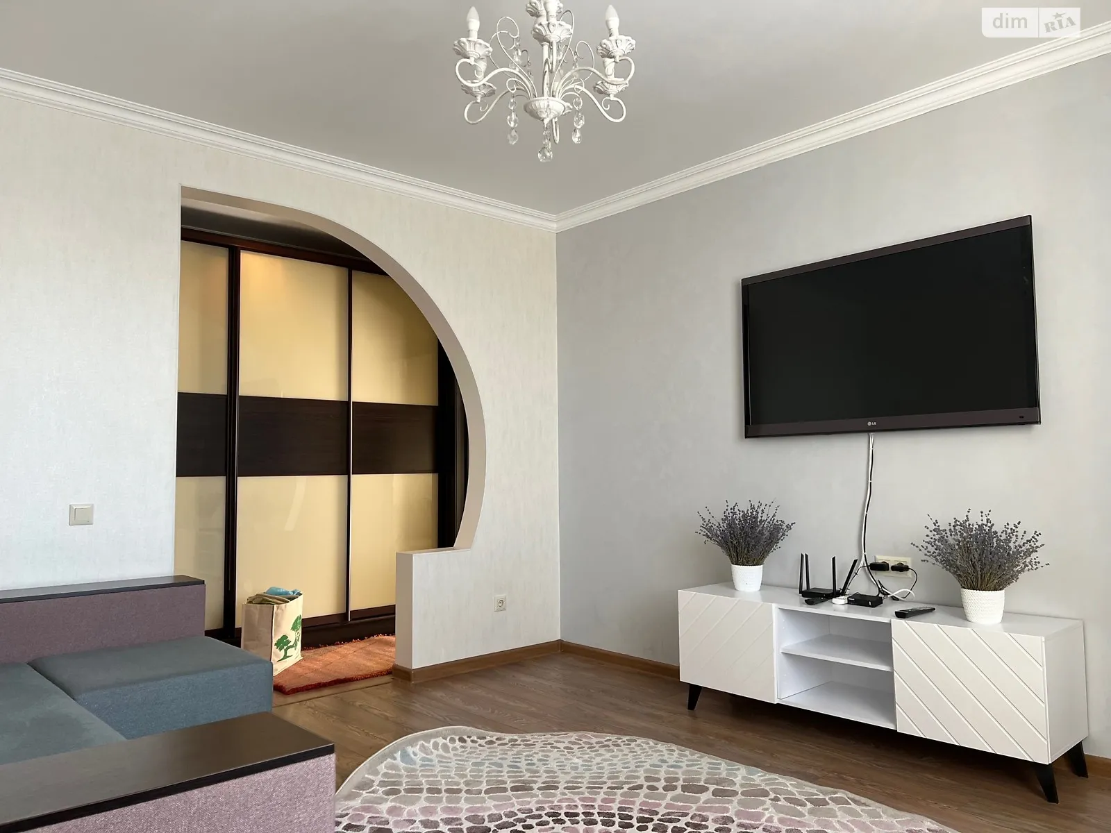 Продается 2-комнатная квартира 67 кв. м в Ивано-Франковске, ул. Довженко А., 51 - фото 1