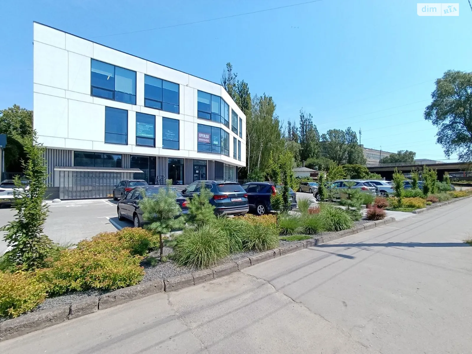 Здається в оренду приміщення вільного призначення 60 кв. м в 3-поверховій будівлі, цена: 15000 грн - фото 1