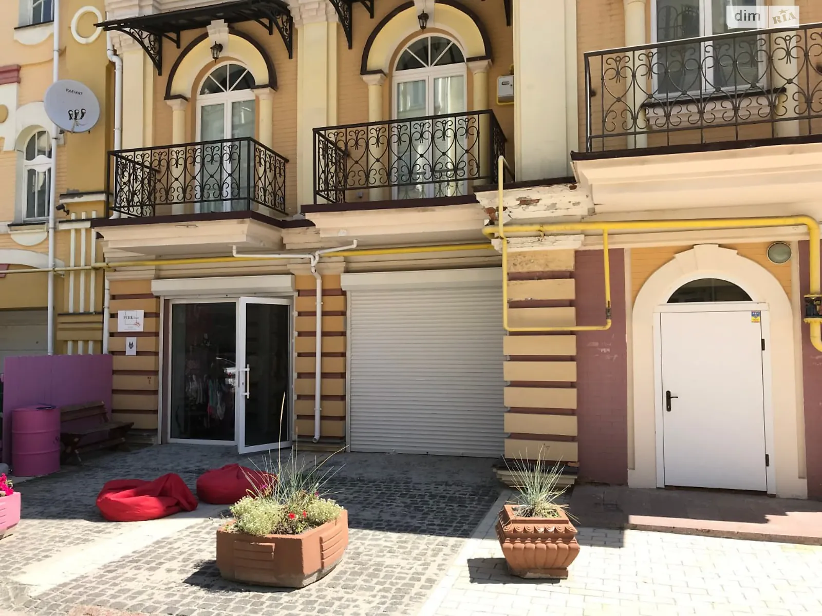 Продается офис 24 кв. м в бизнес-центре, цена: 66000 € - фото 1