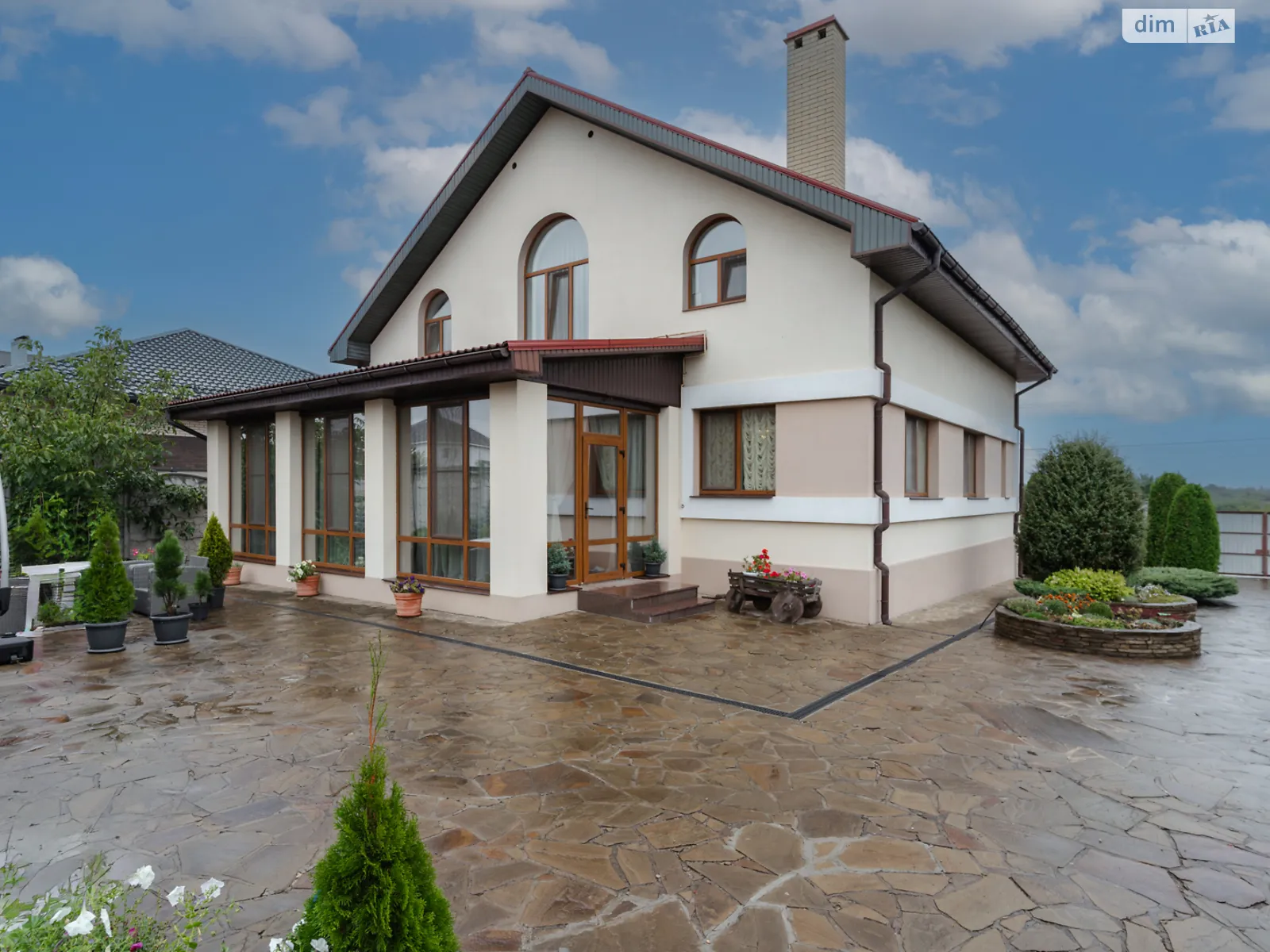 Продается дом на 2 этажа 249.1 кв. м с камином, цена: 295000 $ - фото 1