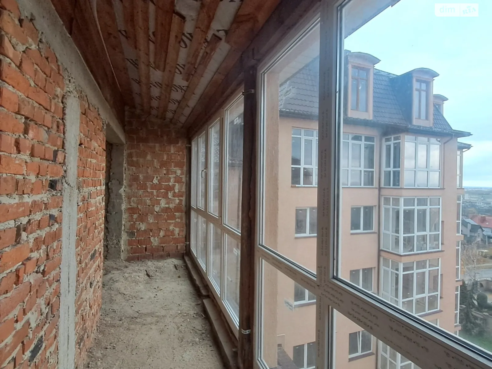 Продается 2-комнатная квартира 83 кв. м в Годилове, ул. Довженка - фото 1