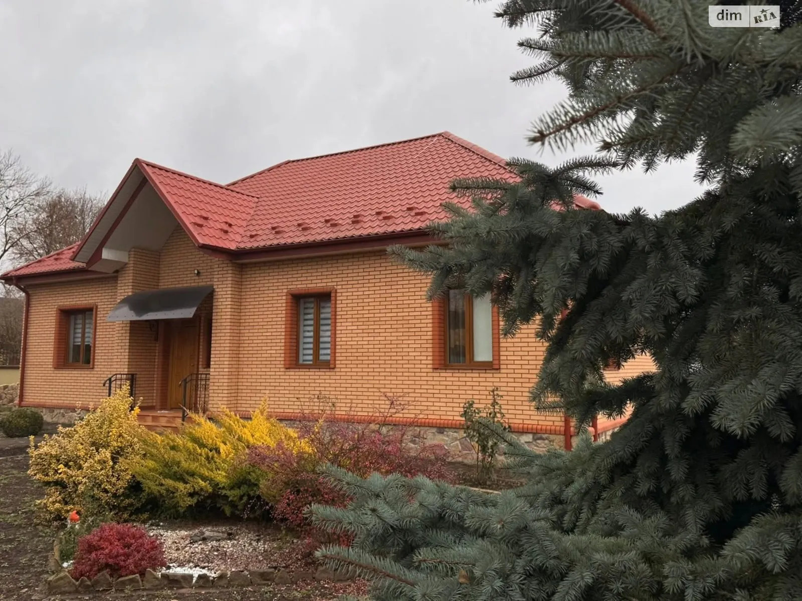 Продается одноэтажный дом 137.3 кв. м с беседкой, цена: 200000 $ - фото 1