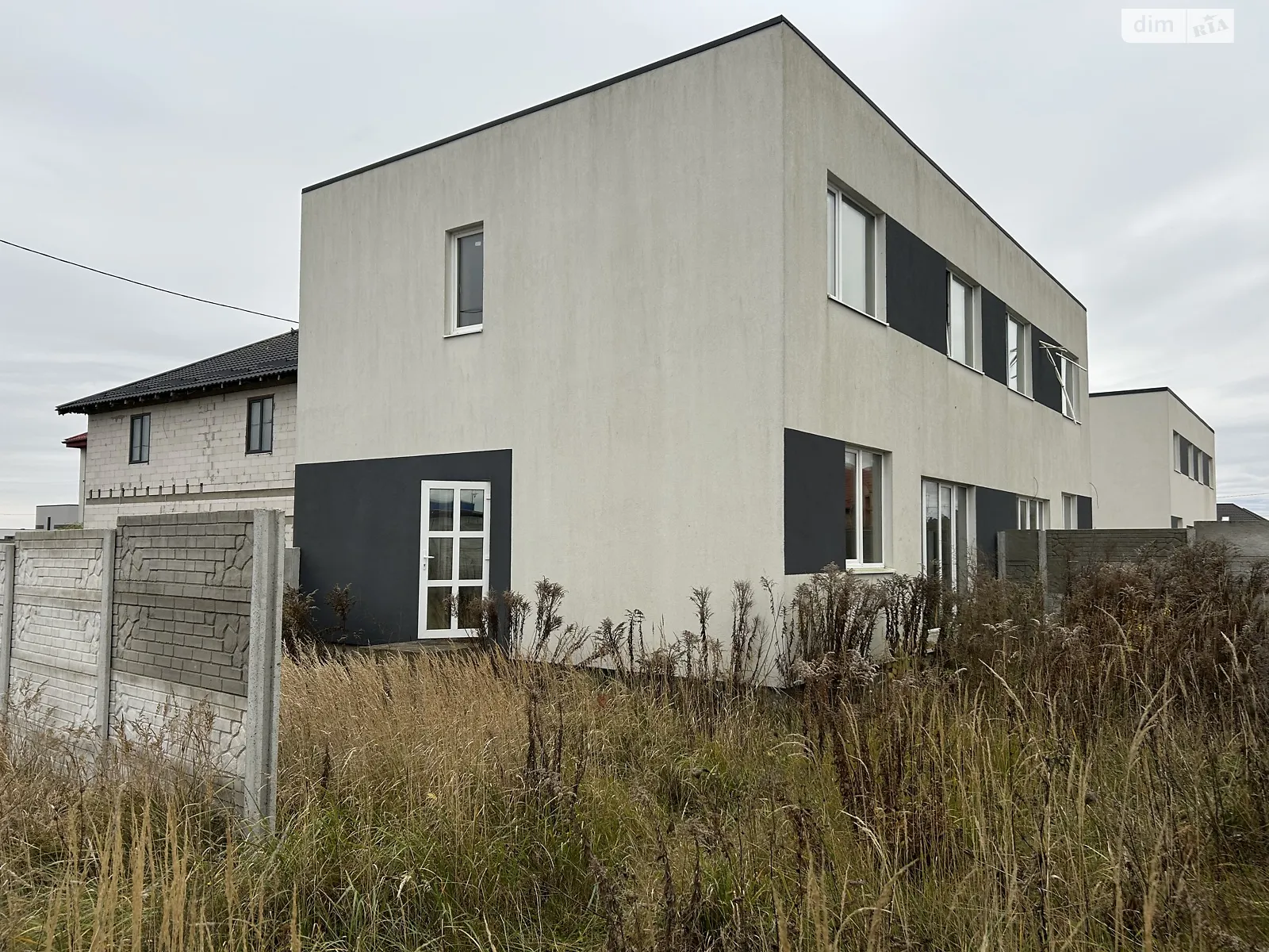 Продается часть дома 105 кв. м с баней/сауной, цена: 42000 $ - фото 1