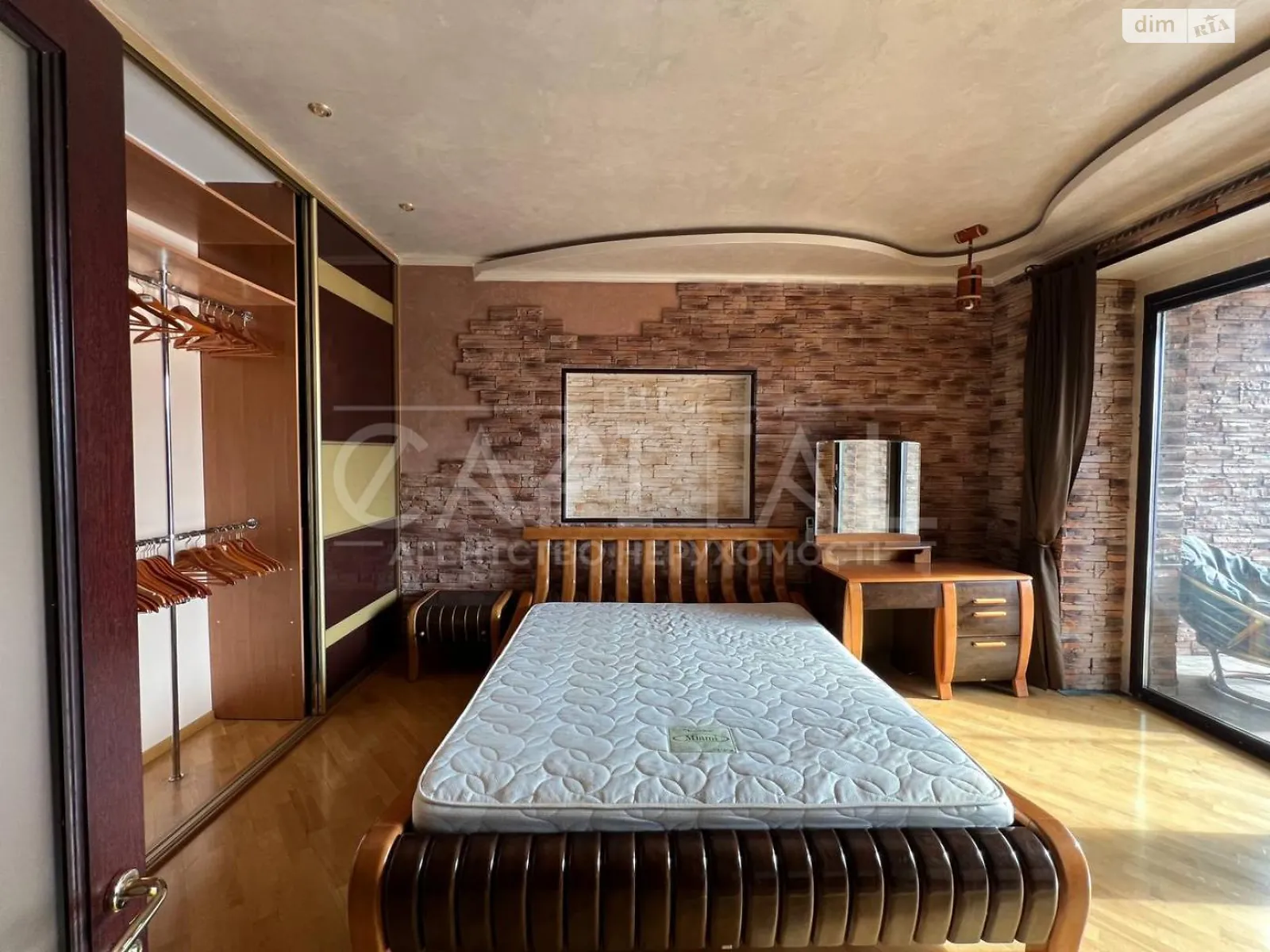 Сдается в аренду 4-комнатная квартира 158 кв. м в Киеве, просп. Владимира Ивасюка, 8 - фото 1