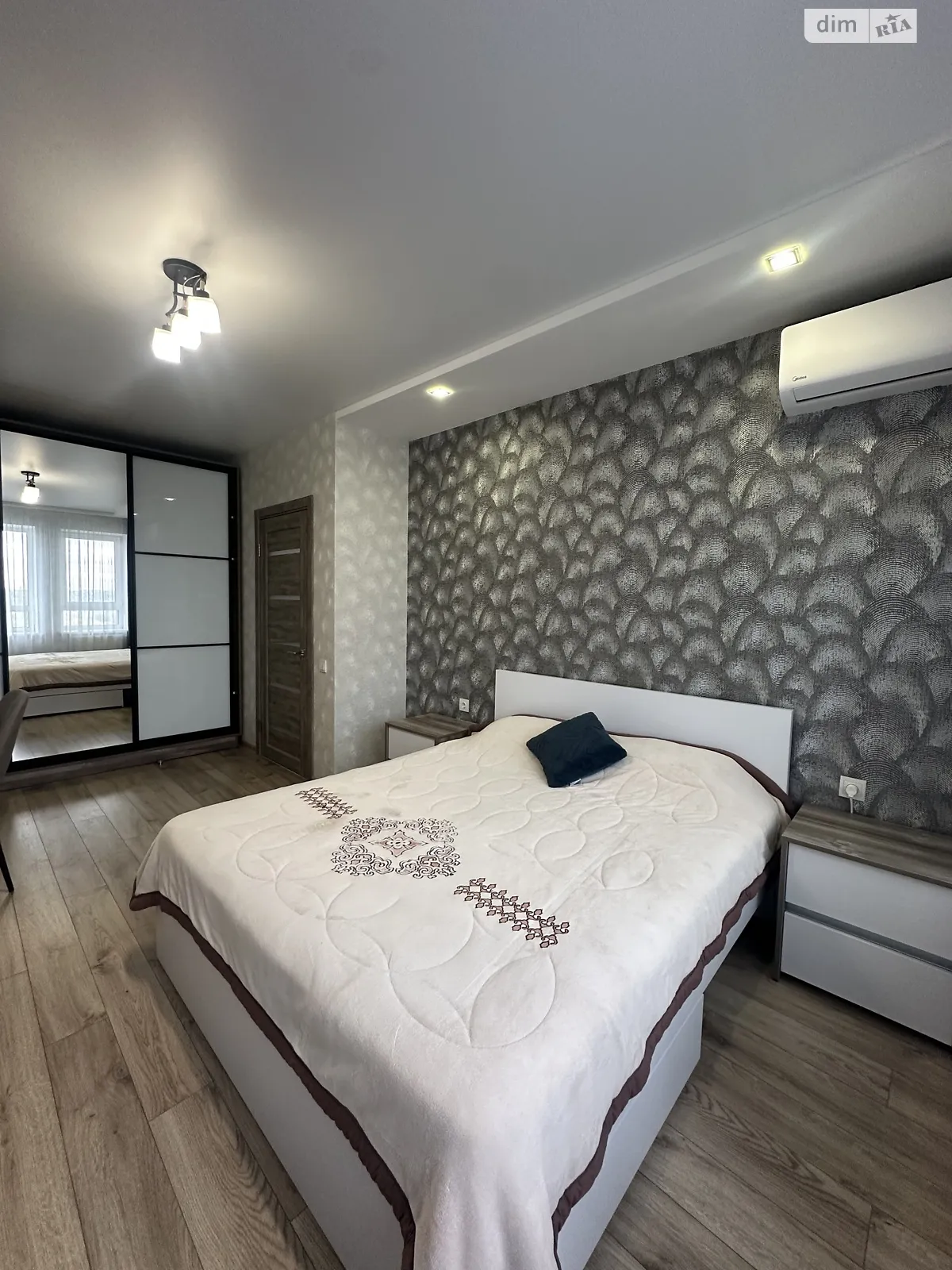 Сдается в аренду 1-комнатная квартира 40 кв. м в, цена: 13999 грн - фото 1