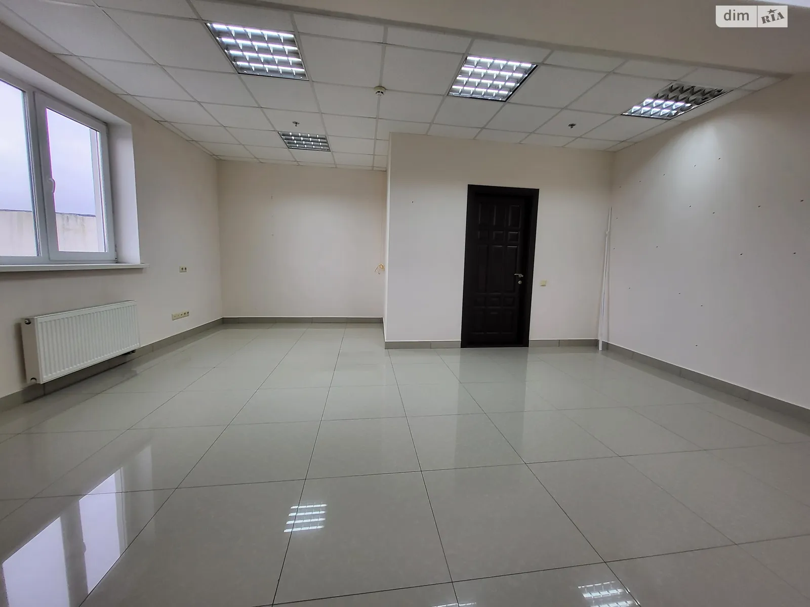 Сдается в аренду объект сферы услуг 31 кв. м в 4-этажном здании, цена: 6200 грн - фото 1