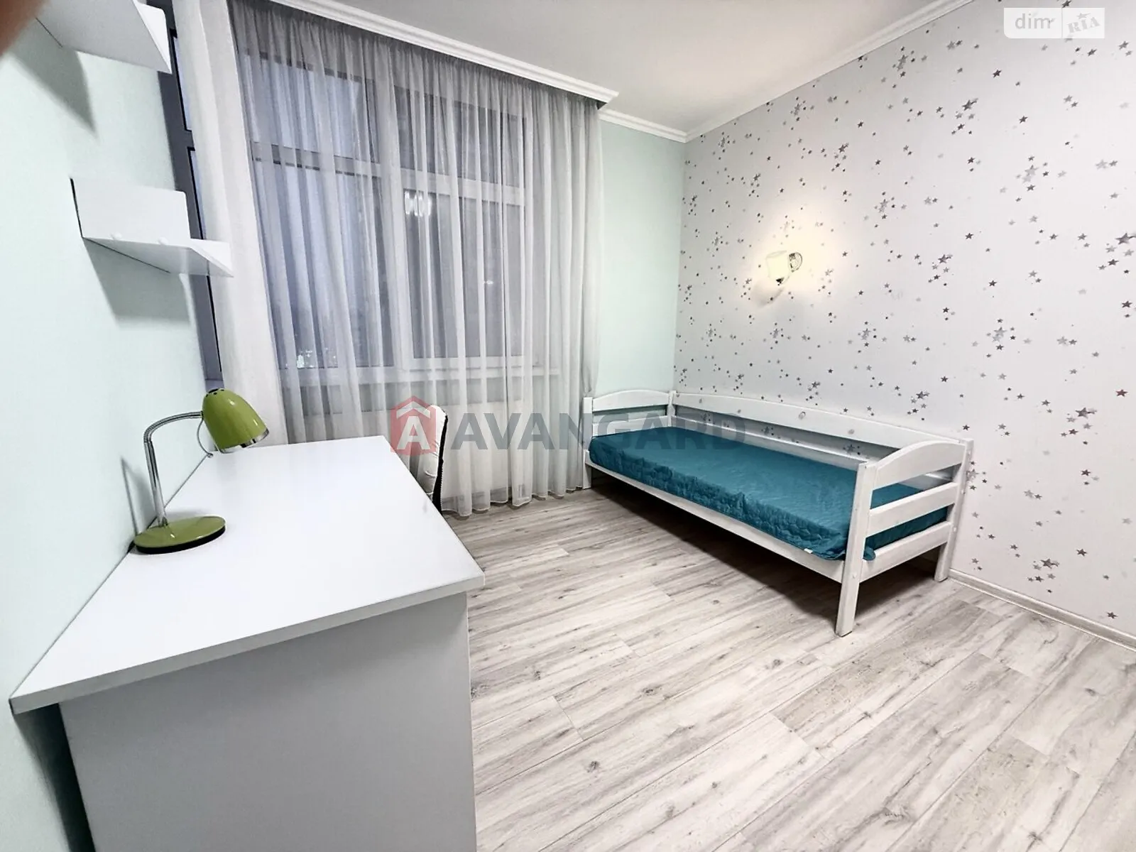 Продается 3-комнатная квартира 83 кв. м в Киеве, просп. Европейского Союза(Правды), 43Б - фото 1