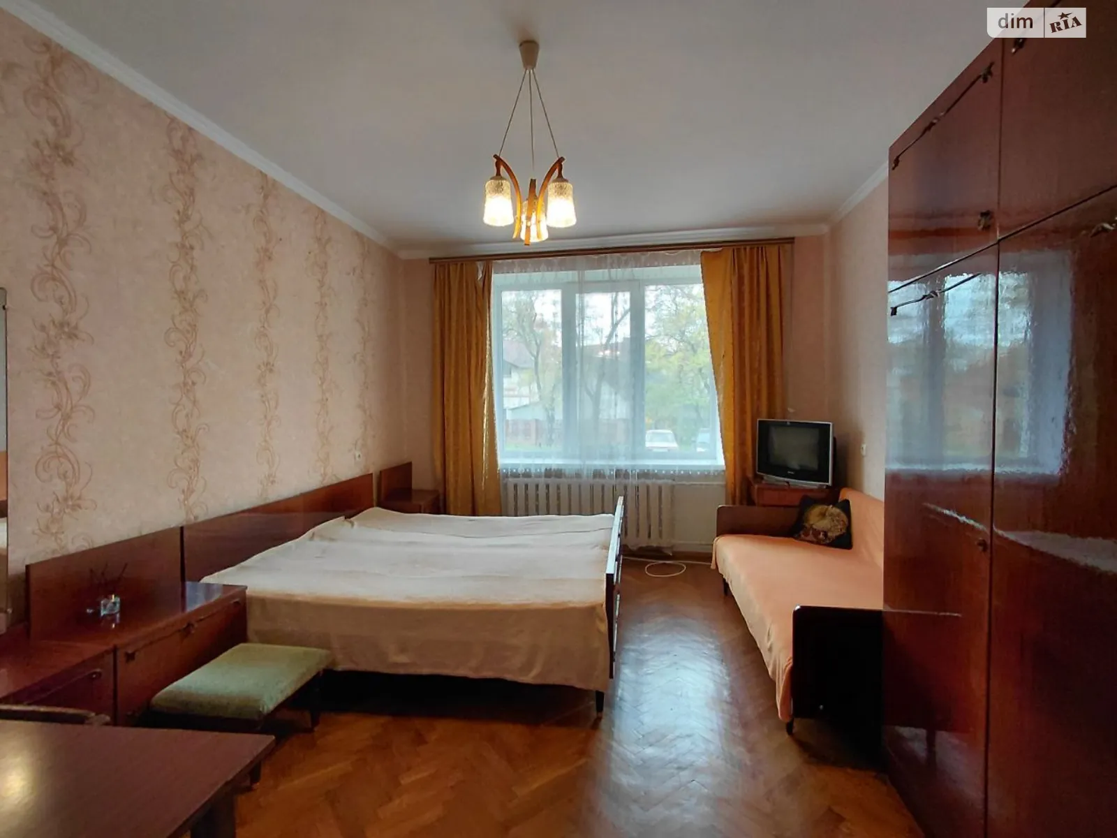 2-комнатная квартира 64 кв. м в Луцке, ул. Грибоедова, 14 - фото 1