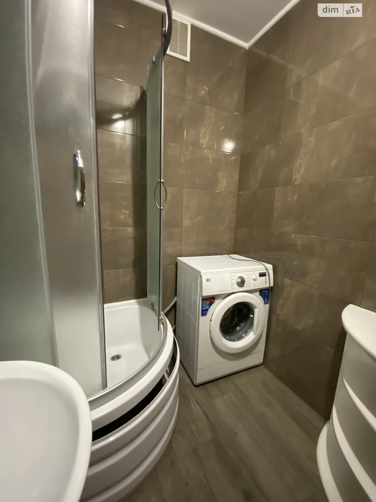 Продается 3-комнатная квартира 65.3 кв. м в Полтаве, ул. Украинской Повстанской Армии(Ватутина) - фото 1