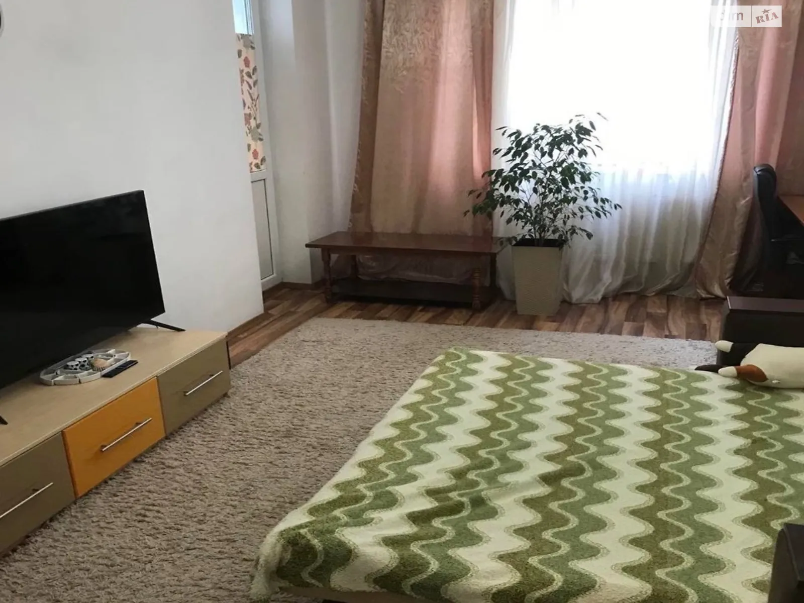 Продается 3-комнатная квартира 84.3 кв. м в Киеве, ул. Драгоманова, 6/1 - фото 1