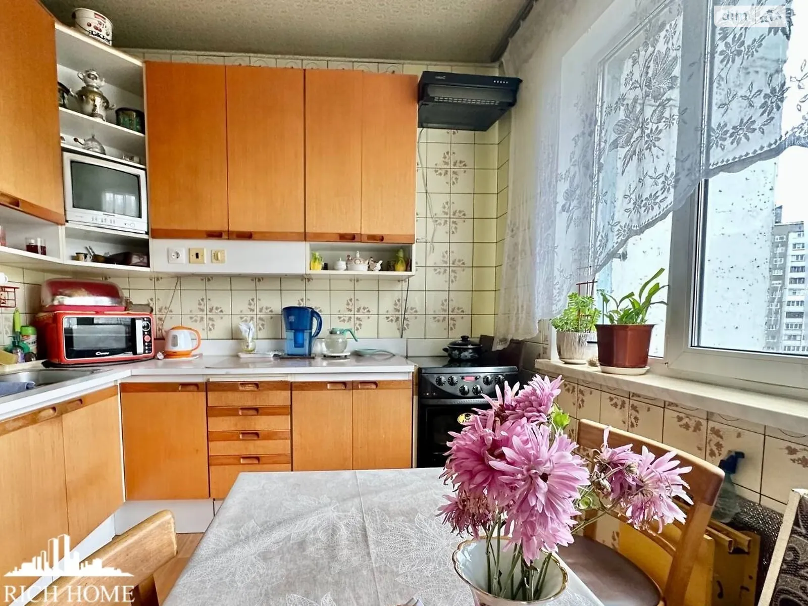 Продается 3-комнатная квартира 75 кв. м в Киеве, ул. Академика Заболотного, 38 - фото 1