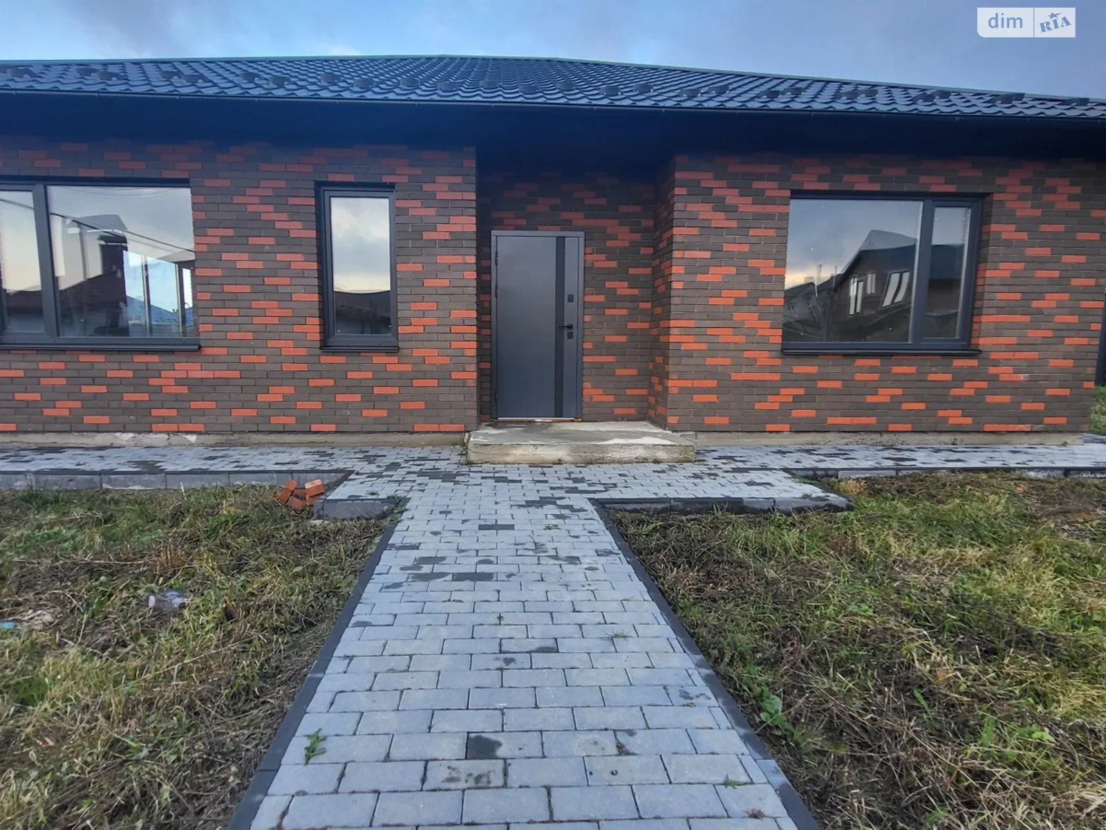 Продается одноэтажный дом 98 кв. м с мансардой, цена: 72500 $ - фото 1