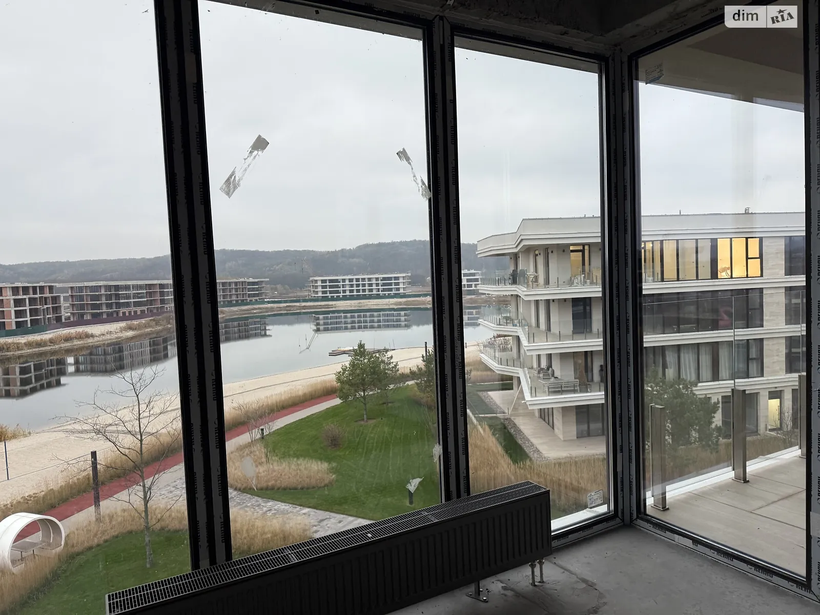 Продається 2-кімнатна квартира 101.8 кв. м у Підгірцях, вул. Паркова, 11 - фото 1