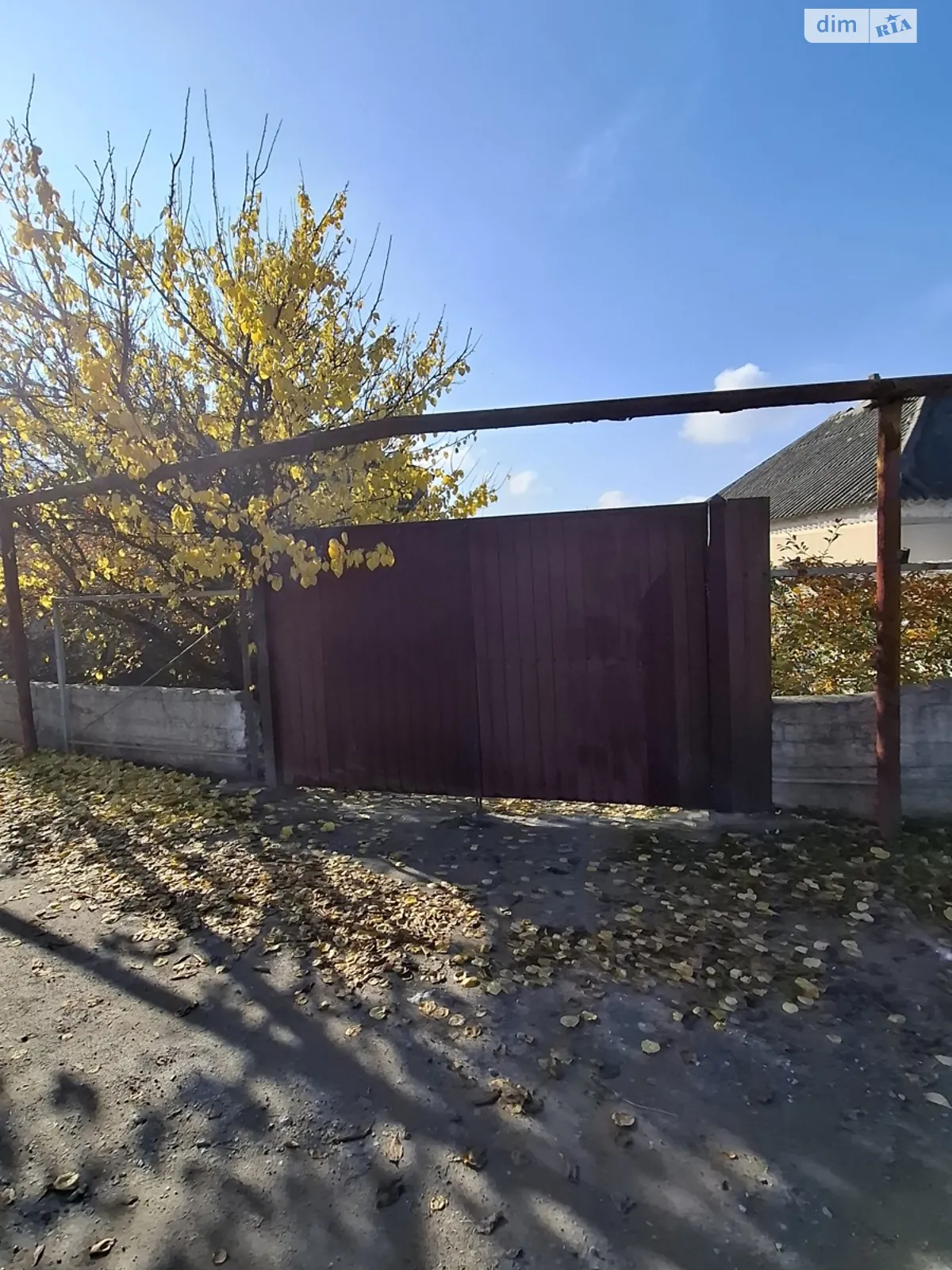 Продается дом на 2 этажа 100 кв. м с участком, цена: 45000 $ - фото 1