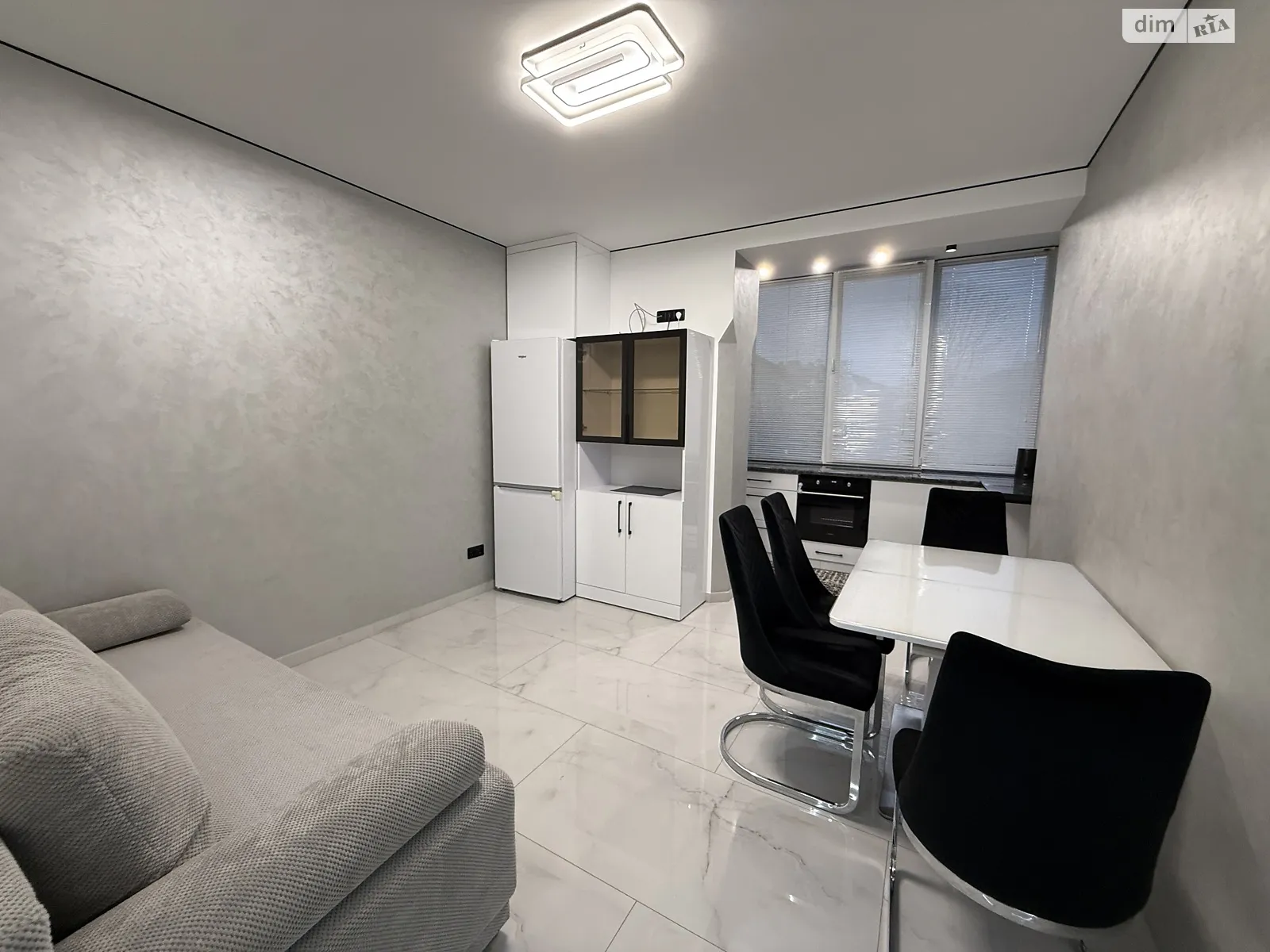 2-кімнатна квартира 42 кв. м у Тернополі, вул. Зелена, 3 - фото 1