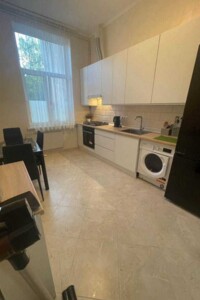 Сниму жилье долгосрочно Львовской области