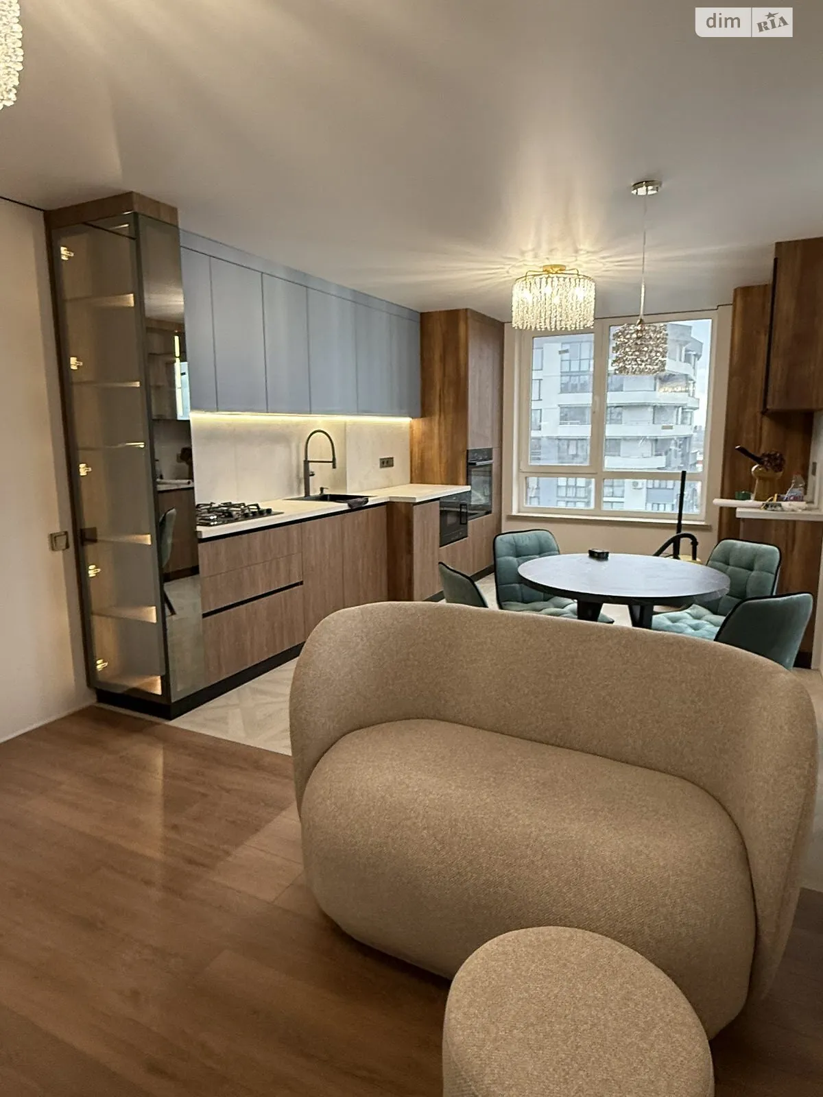 2-комнатная квартира 83 кв. м в Тернополе, пер. Кирпичный - фото 1