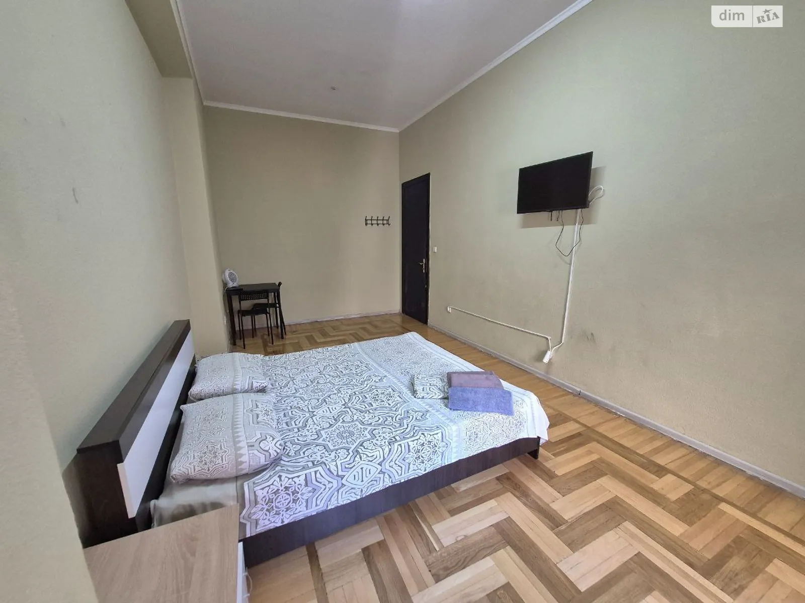 ул. Большая Васильковская, 30А Голосеевский Киев Площадь Украинских Героев(Льва Толстого), цена: 600 грн - фото 1