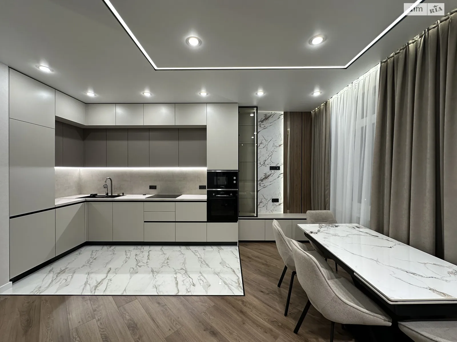 Продается 2-комнатная квартира 65.5 кв. м в Одессе, ул. Краснова, 3 корпус 63 - фото 1