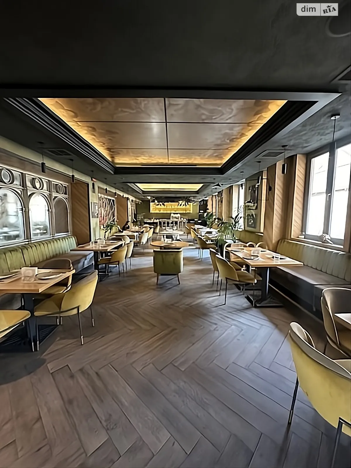 Сдается в аренду объект сферы услуг 232.2 кв. м в 6-этажном здании, цена: 6000 $ - фото 1