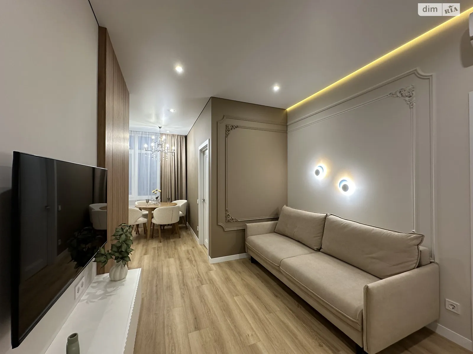 Продается 2-комнатная квартира 65 кв. м в Одессе, ул. Краснова, 3 корпус 66 - фото 1