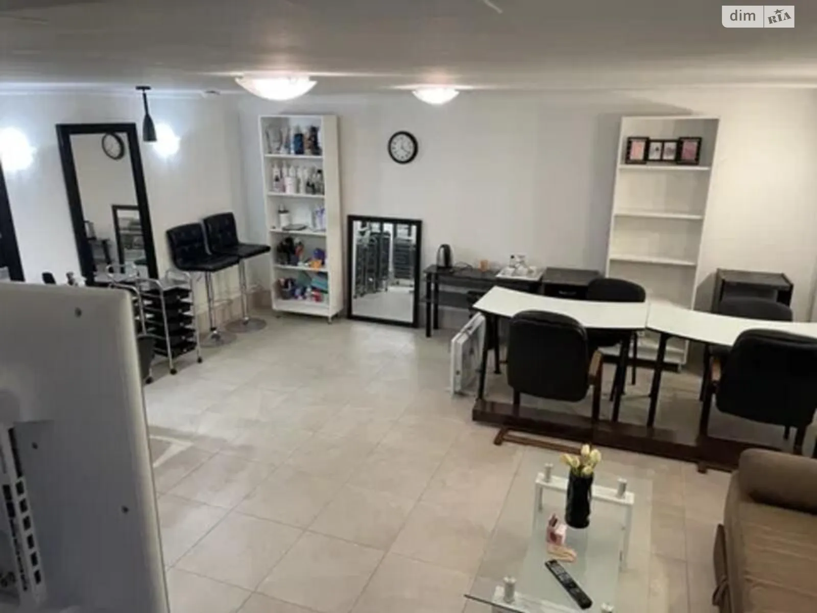 Здається в оренду приміщення вільного призначення 35 кв. м в 3-поверховій будівлі, цена: 8000 грн - фото 1