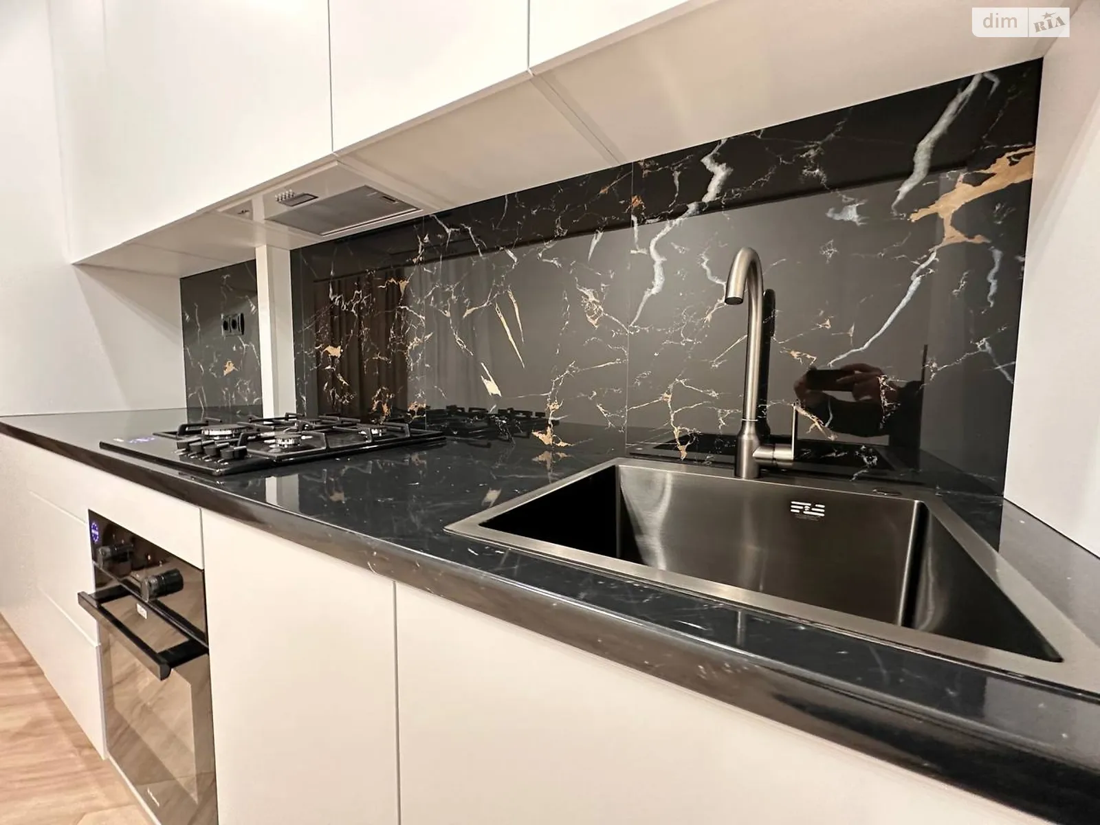 Продается 1-комнатная квартира 44 кв. м в Хмельницком, ул. Степана Бандеры - фото 1