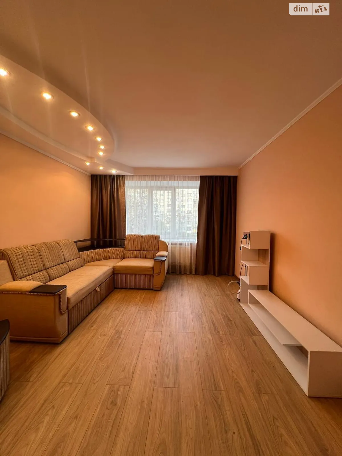 Здається в оренду 3-кімнатна квартира 65 кв. м у Житомирі, вул. Героїв Десантників, 17 - фото 1