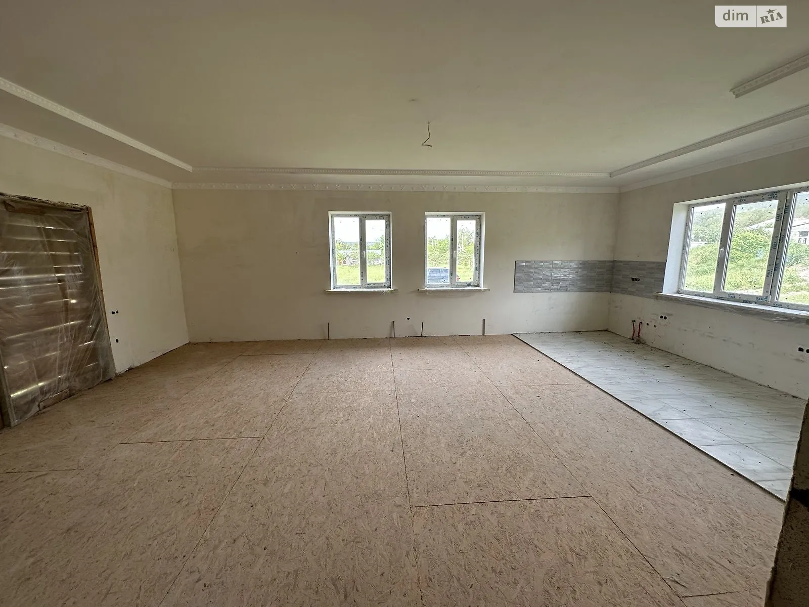 Продается одноэтажный дом 130 кв. м с верандой, цена: 100000 $ - фото 1