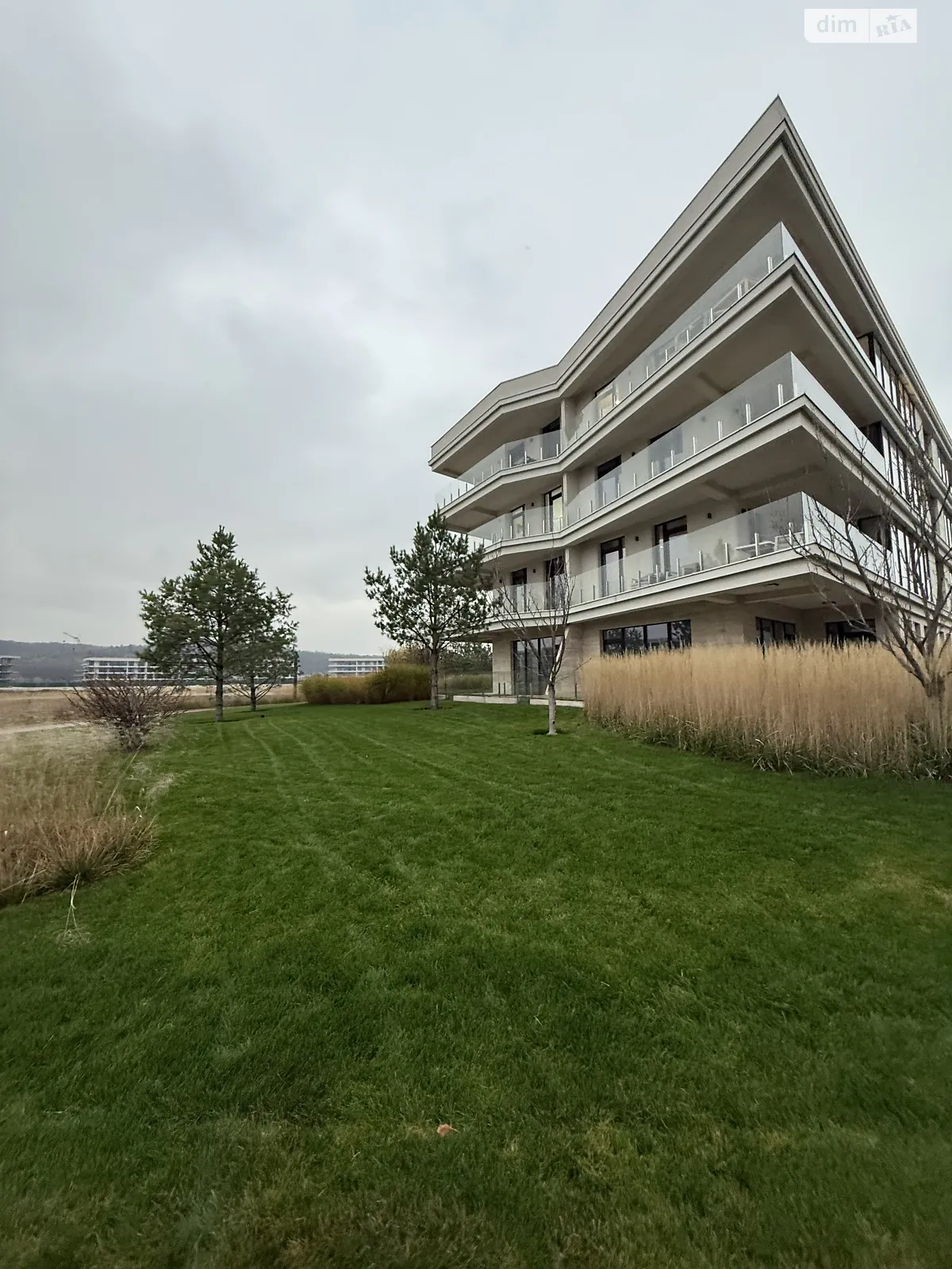 Продається 1-кімнатна квартира 45.3 кв. м у Підгірцях, вул. Паркова, 11 - фото 1