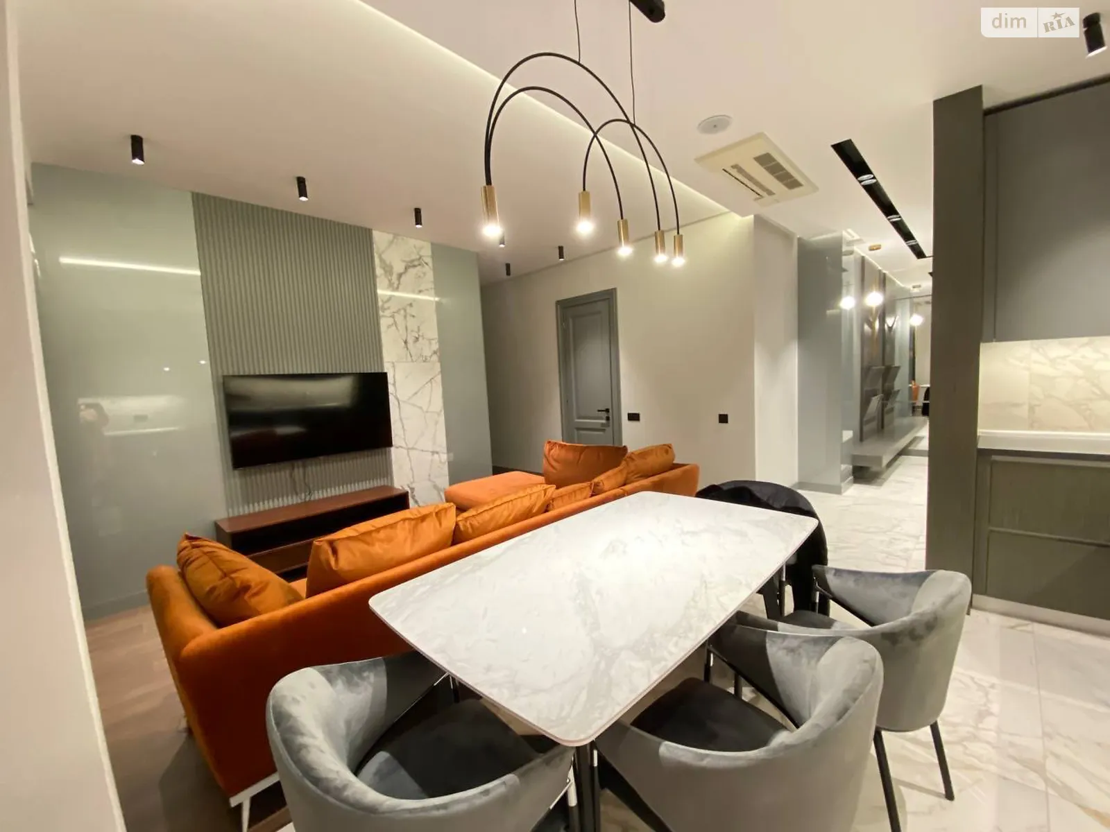 Здається в оренду 2-кімнатна квартира 71 кв. м у Одесі, цена: 2300 $ - фото 1