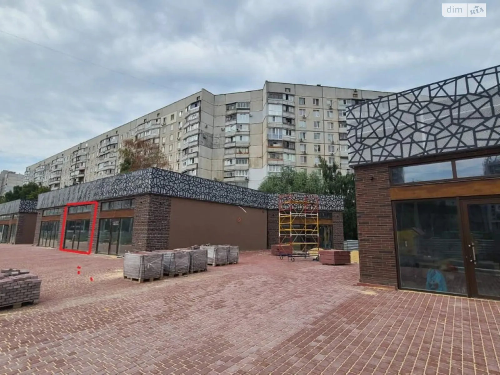 Здається в оренду об'єкт сфери послуг 218.6 кв. м в 1-поверховій будівлі, цена: 65580 грн - фото 1
