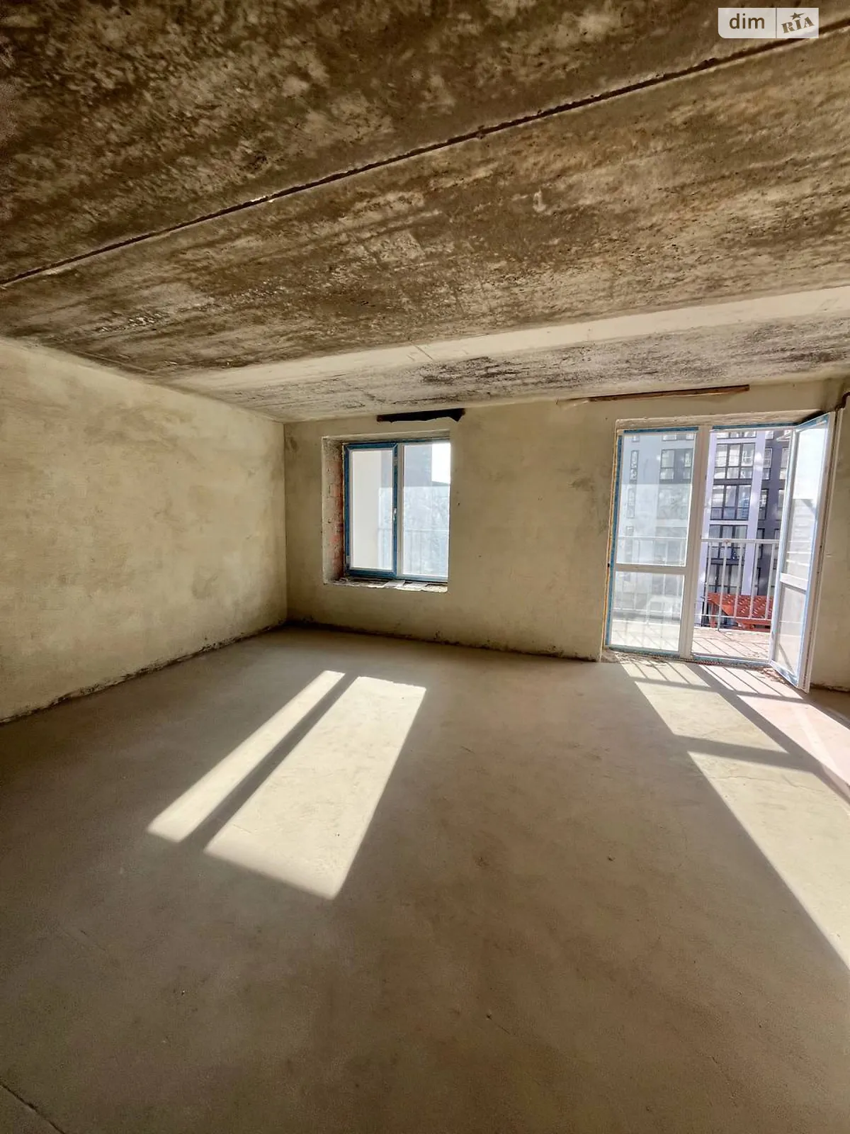 Продается 1-комнатная квартира 43 кв. м в Львове, ул. Малоголоскивская, 30Б - фото 1